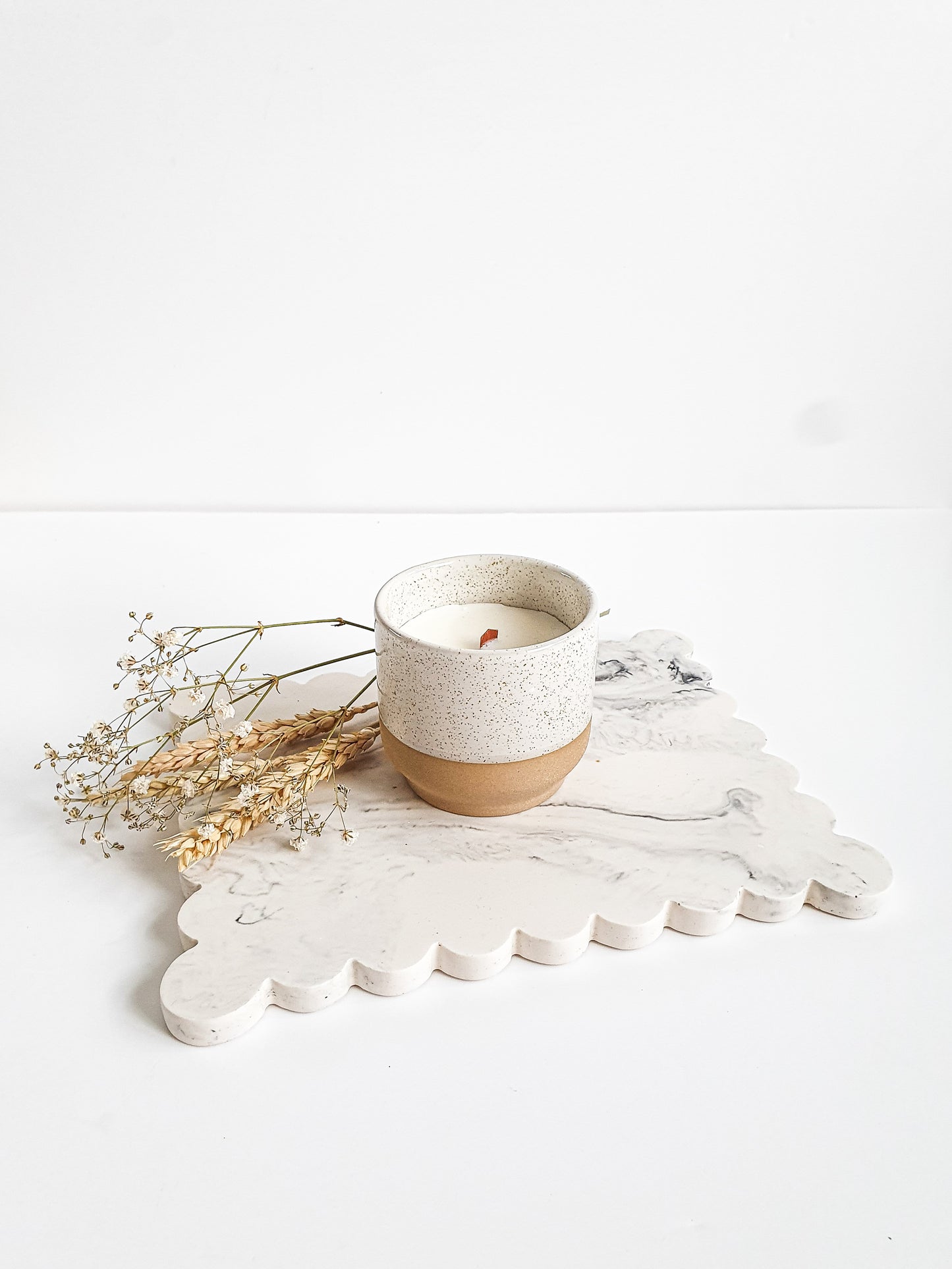 YESOstudio Elegant Scallop Rectangular Decorative Tray