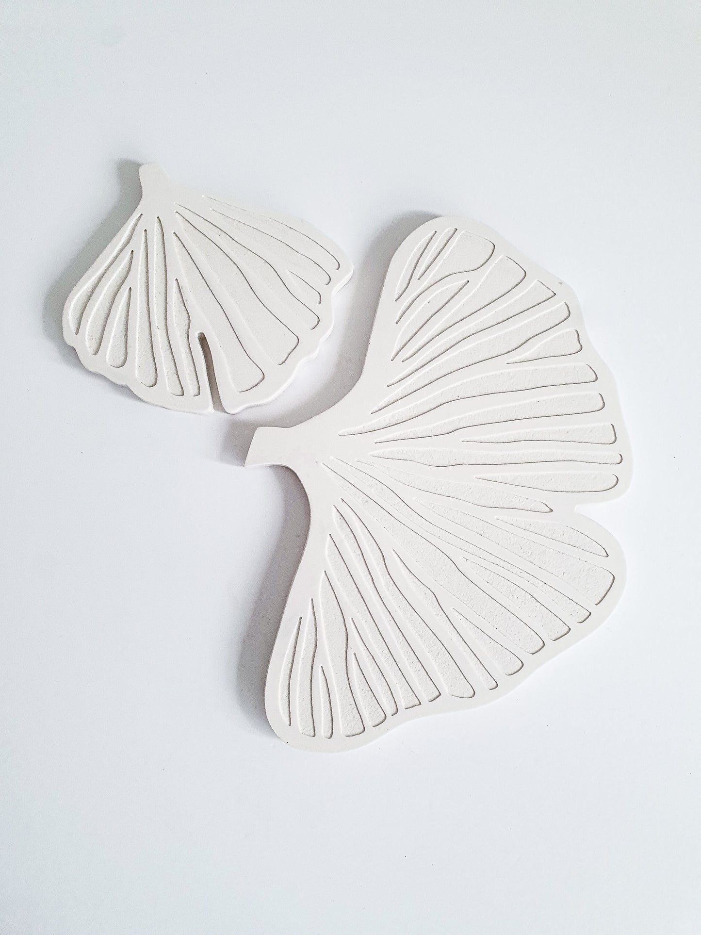 YESOstudio Ginkgo Biloba Leaf-Shaped Display Tray