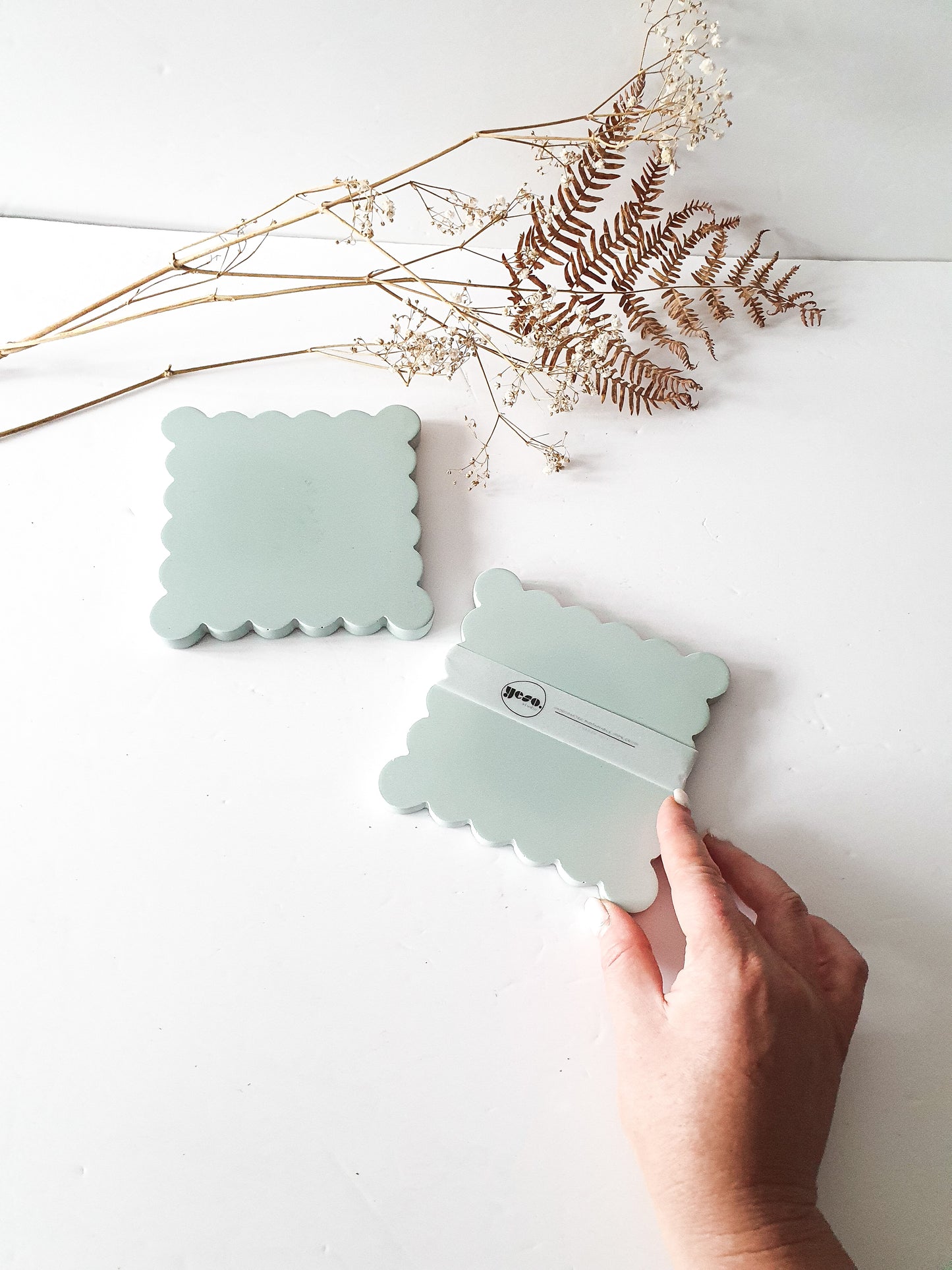 YESOstudio Original Square Scallop Coasters Set
