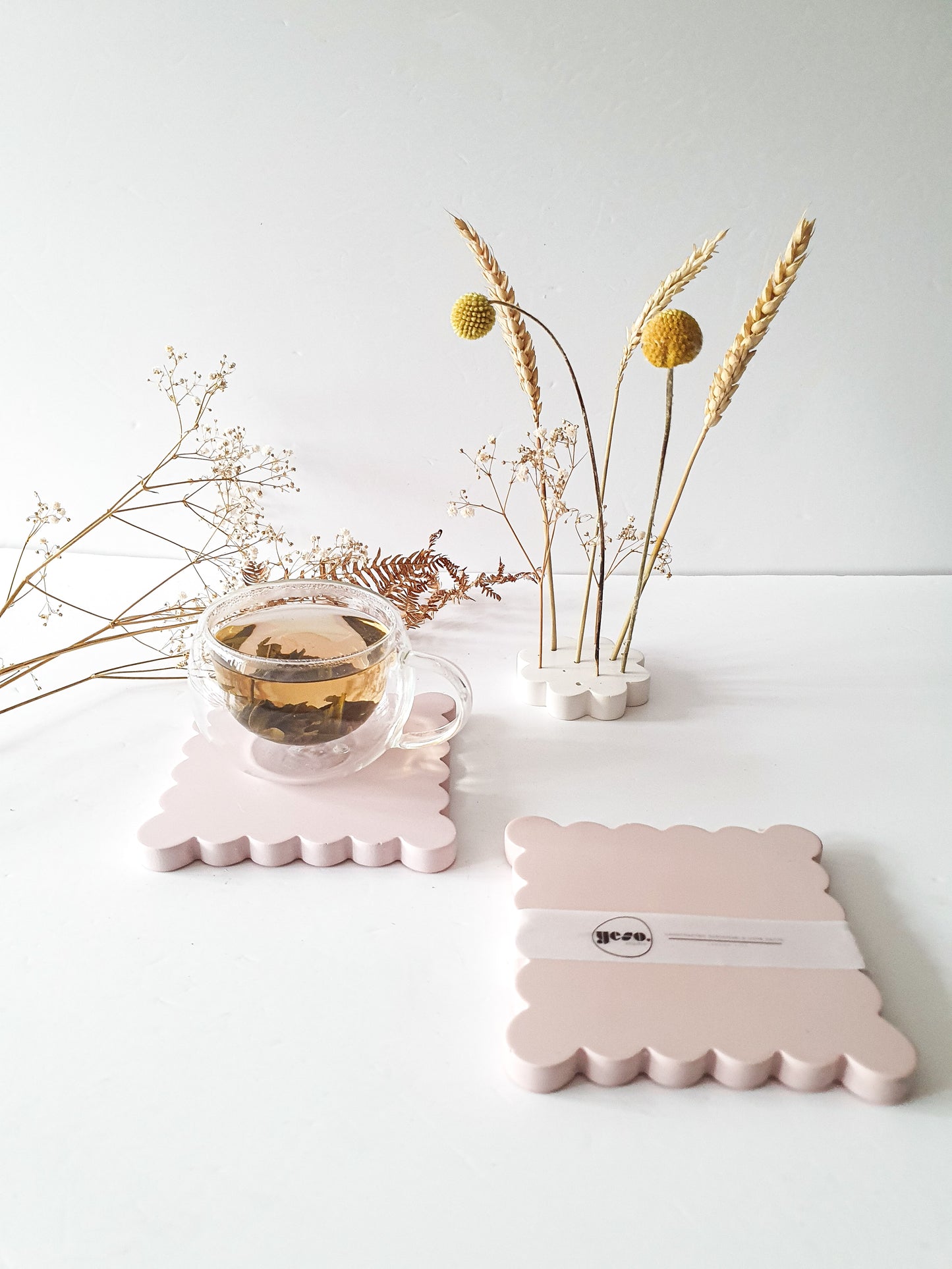 YESOstudio Original Square Scallop Coasters Set