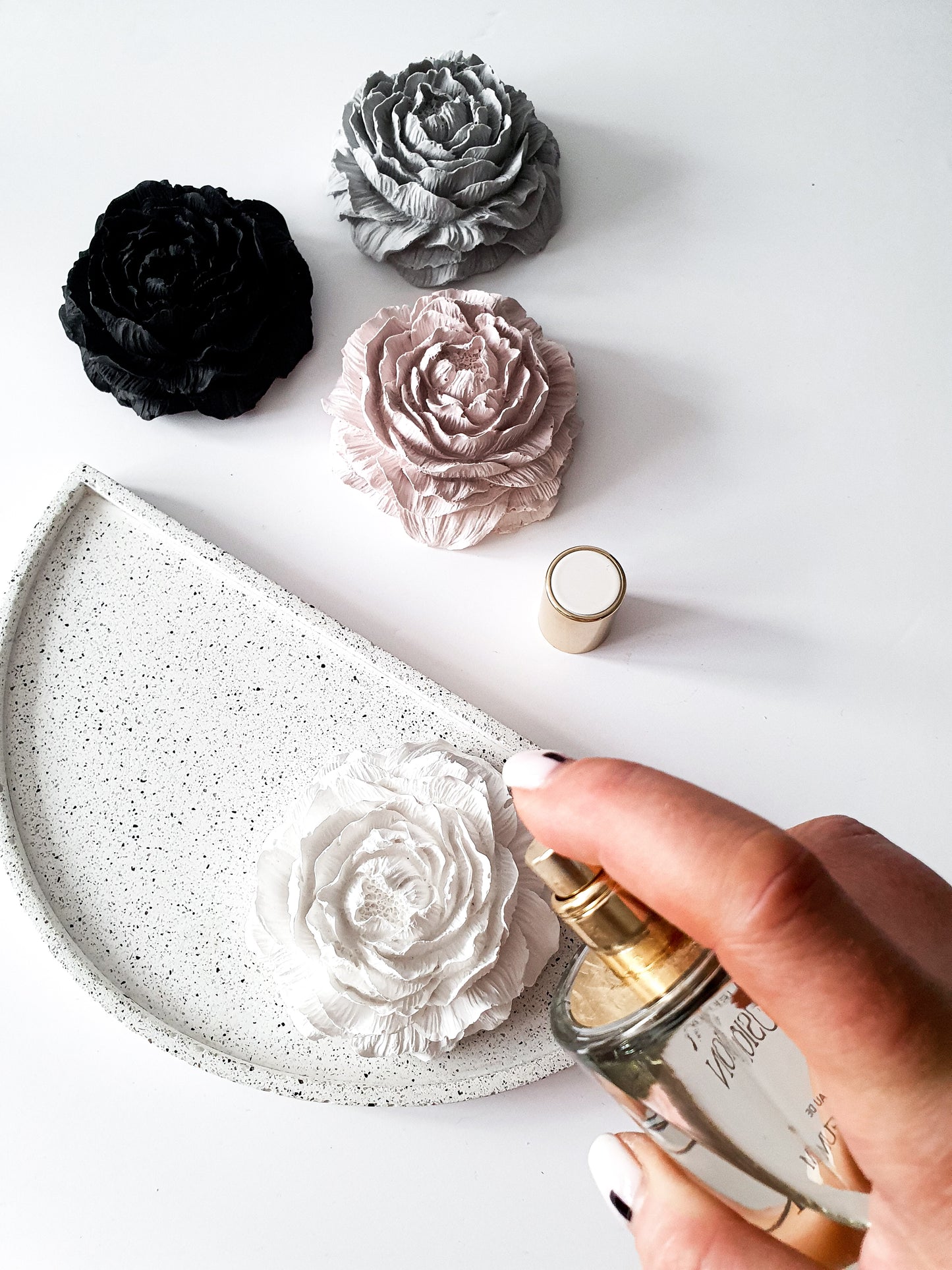 YESOstudio Peony Stone Diffuser – Handmade Essential Oil Diffuser