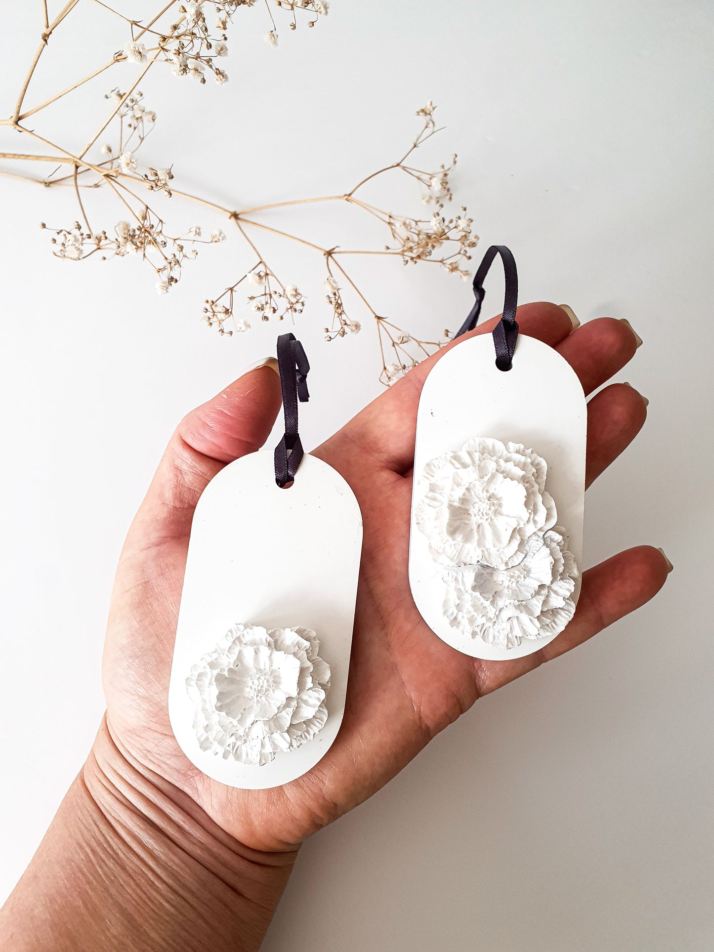 YESOstudio Floral Aroma Stone Tag Diffuser Gift Set