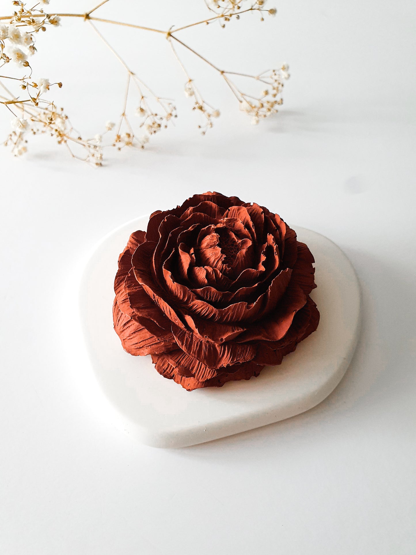 YESOstudio Peony Diffuser – Elegant and Practical Mothers Day Gift