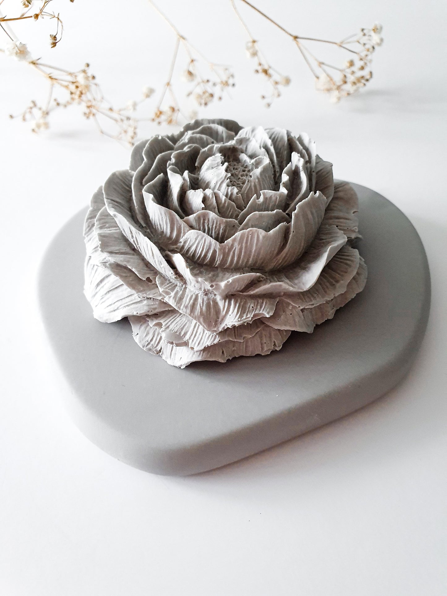 YESOstudio Peony Diffuser & Pebble Coaster Gift Set – Handmade Aromatherapy Set – Elegant and Practical Gift