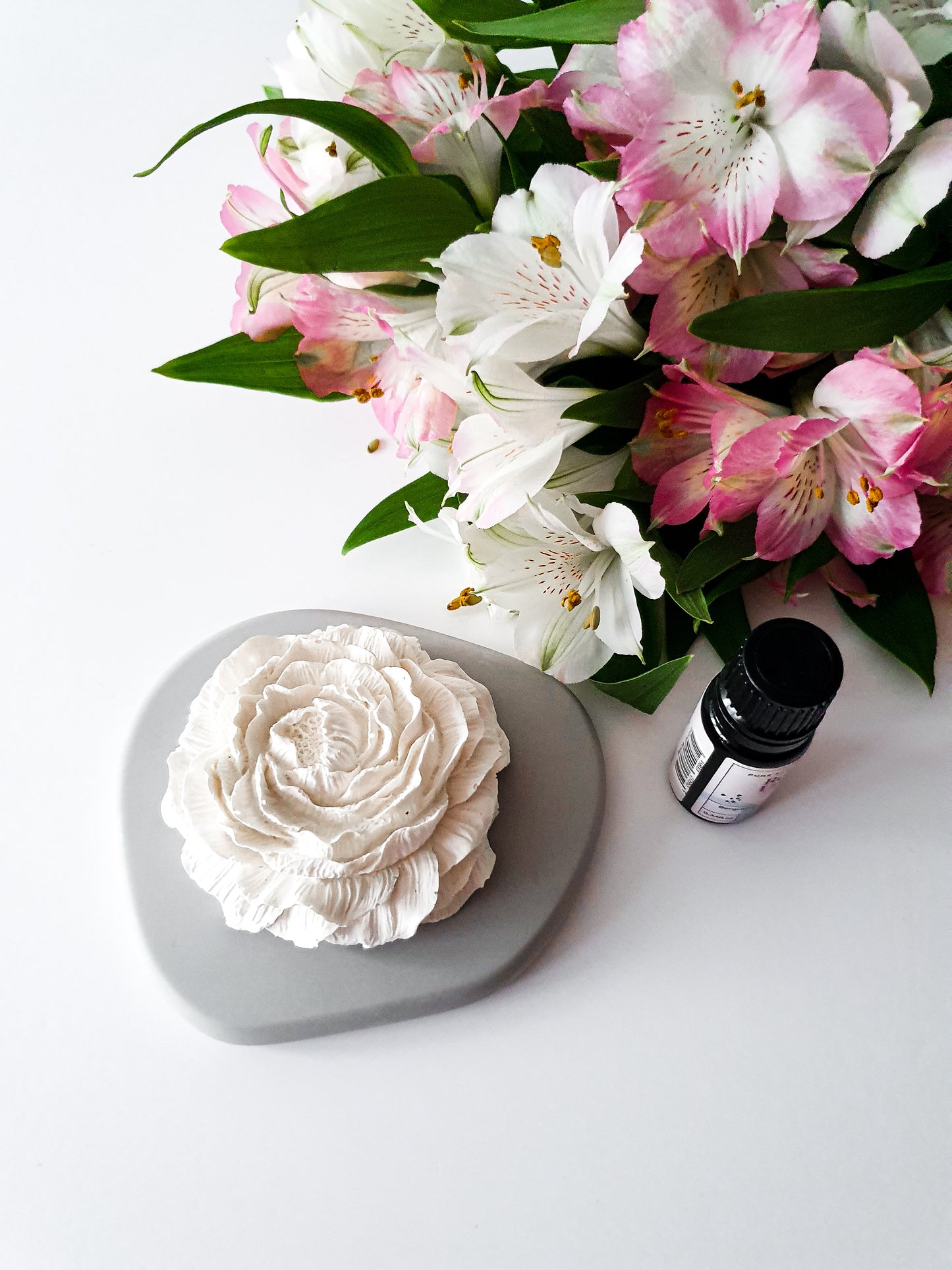 YESOstudio Peony Diffuser Elegant and Practical Gift Set