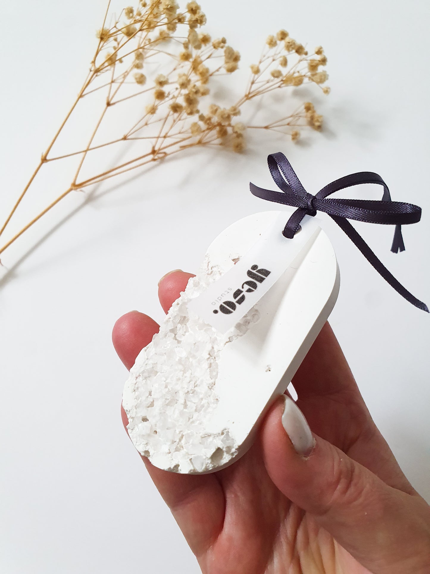 Natural Aroma Stone Tag Diffusers Set
