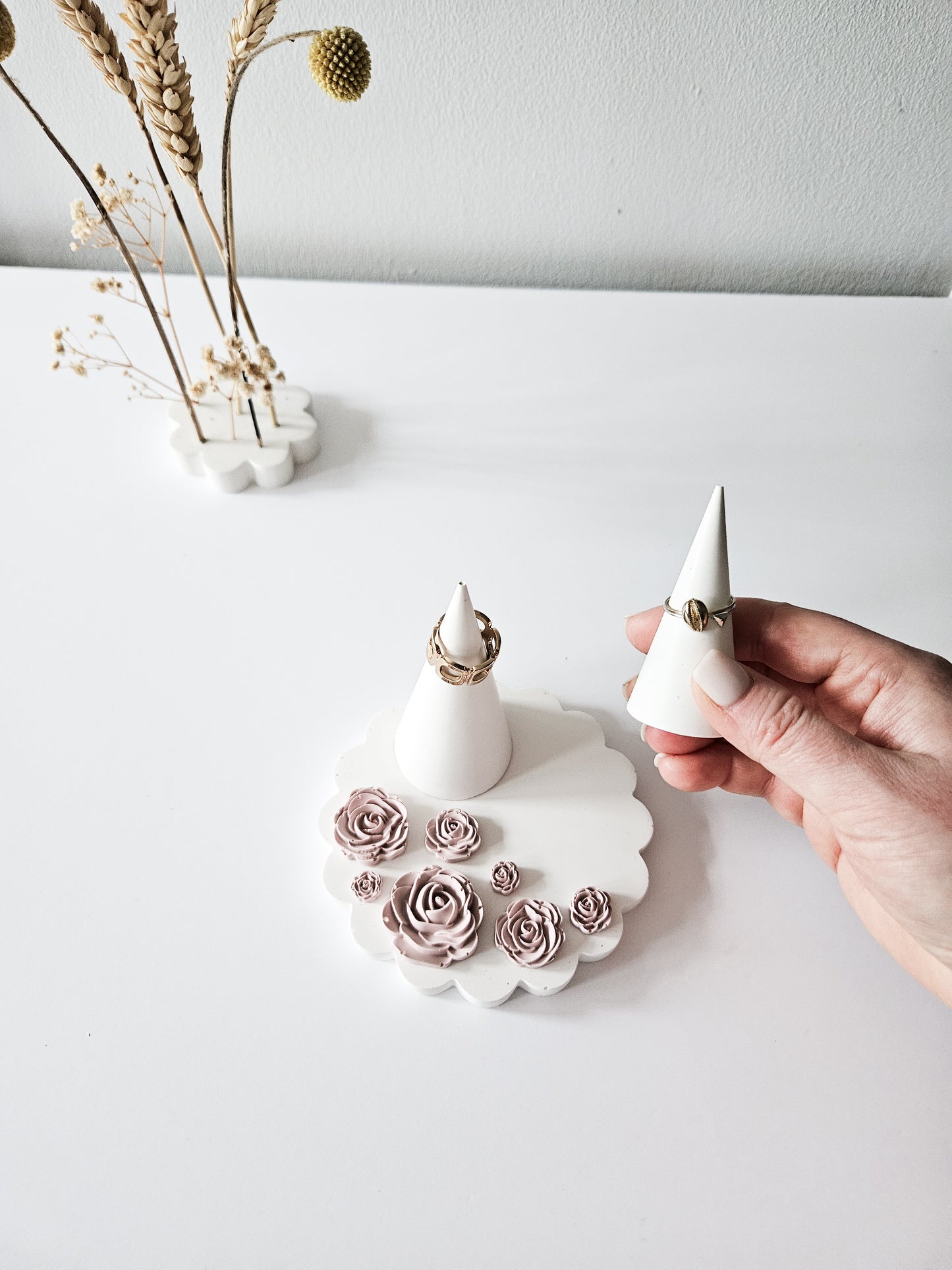 Classic Ring Cones Set