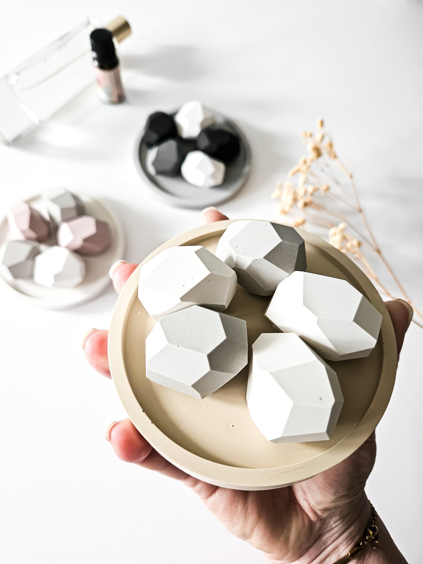 Geometric Stones Essential Oil Diffuser