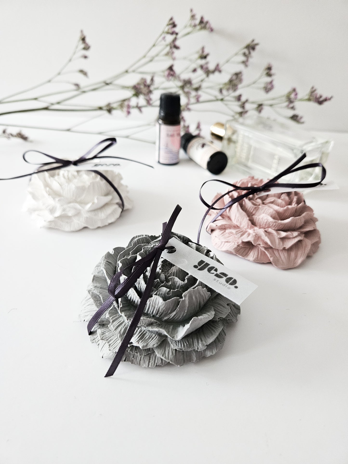 YESOstudio Peony Handmade Essential Oil Diffuser