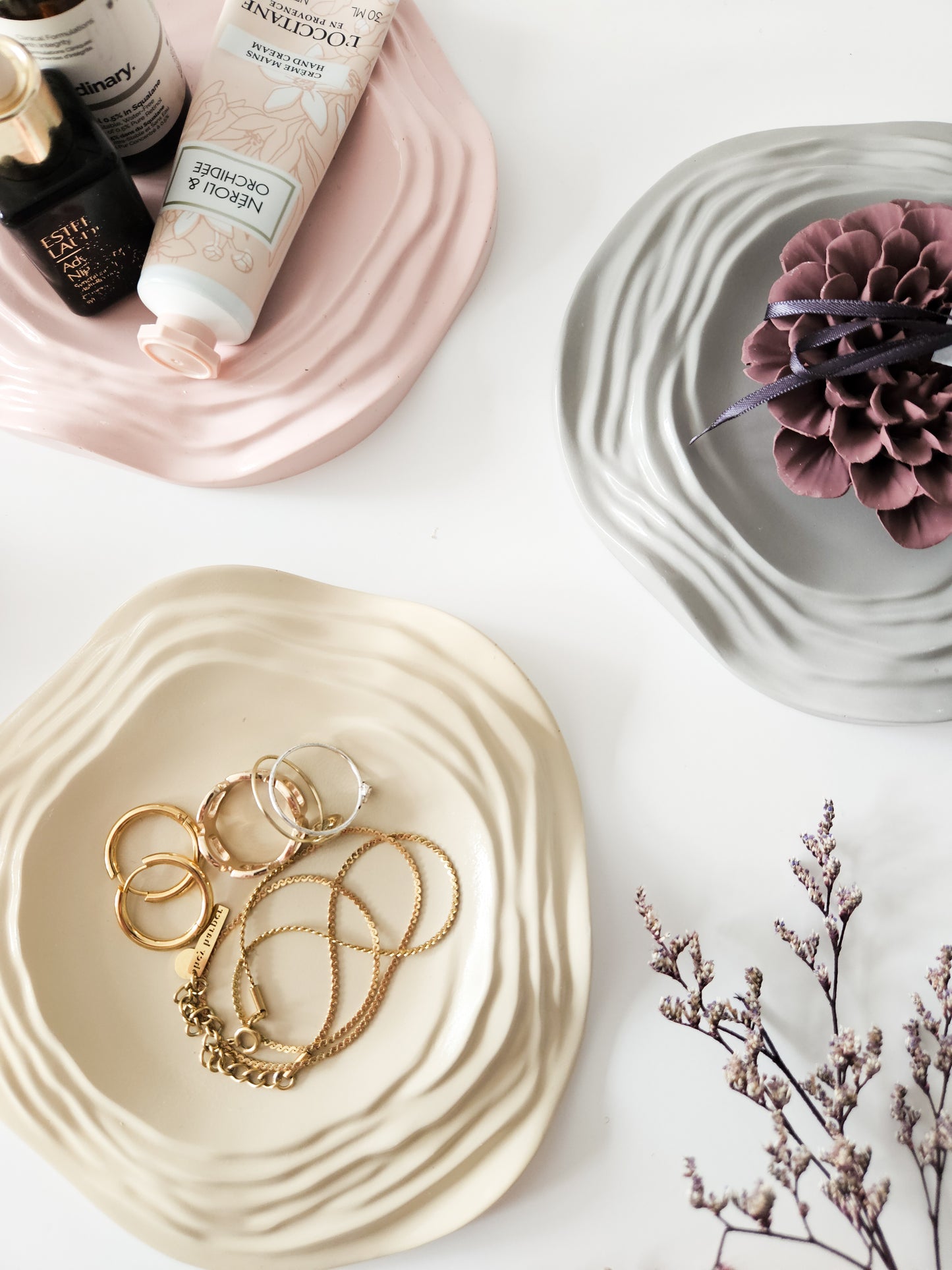 YESOstudio Wavy Trinket Trays