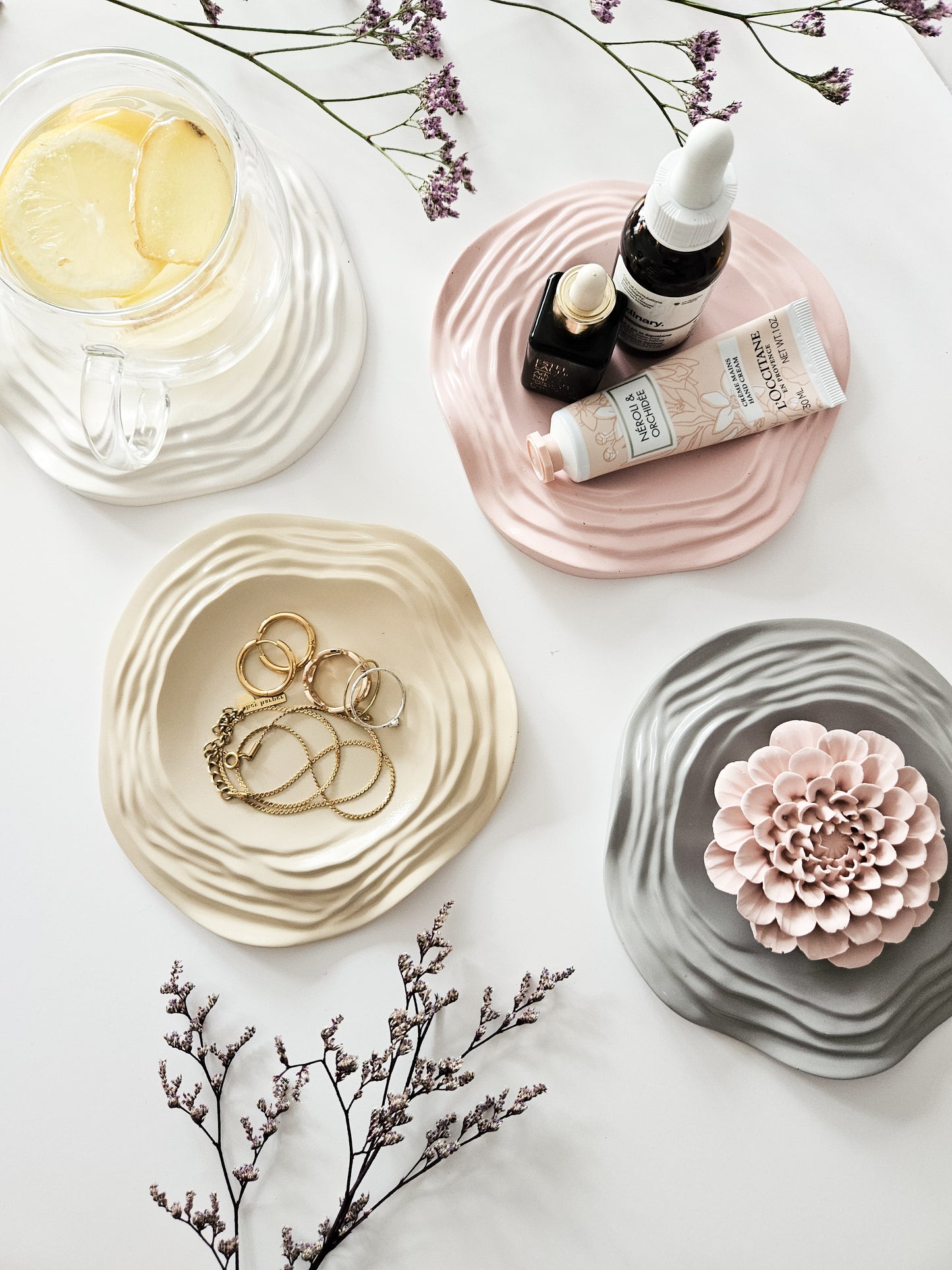 YESOstudio Wavy Stone Coasters Set