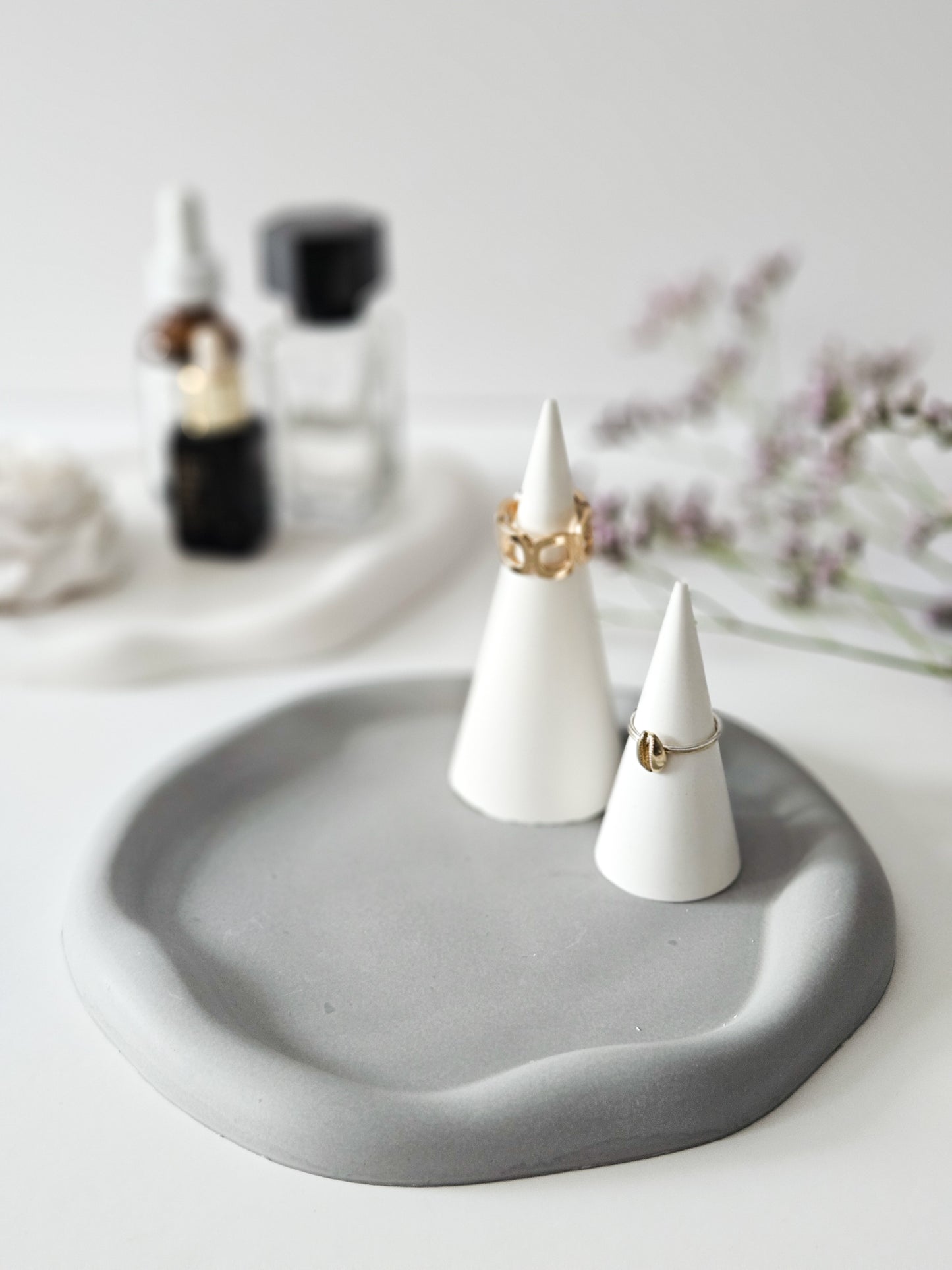 Classic Ring Cones Set