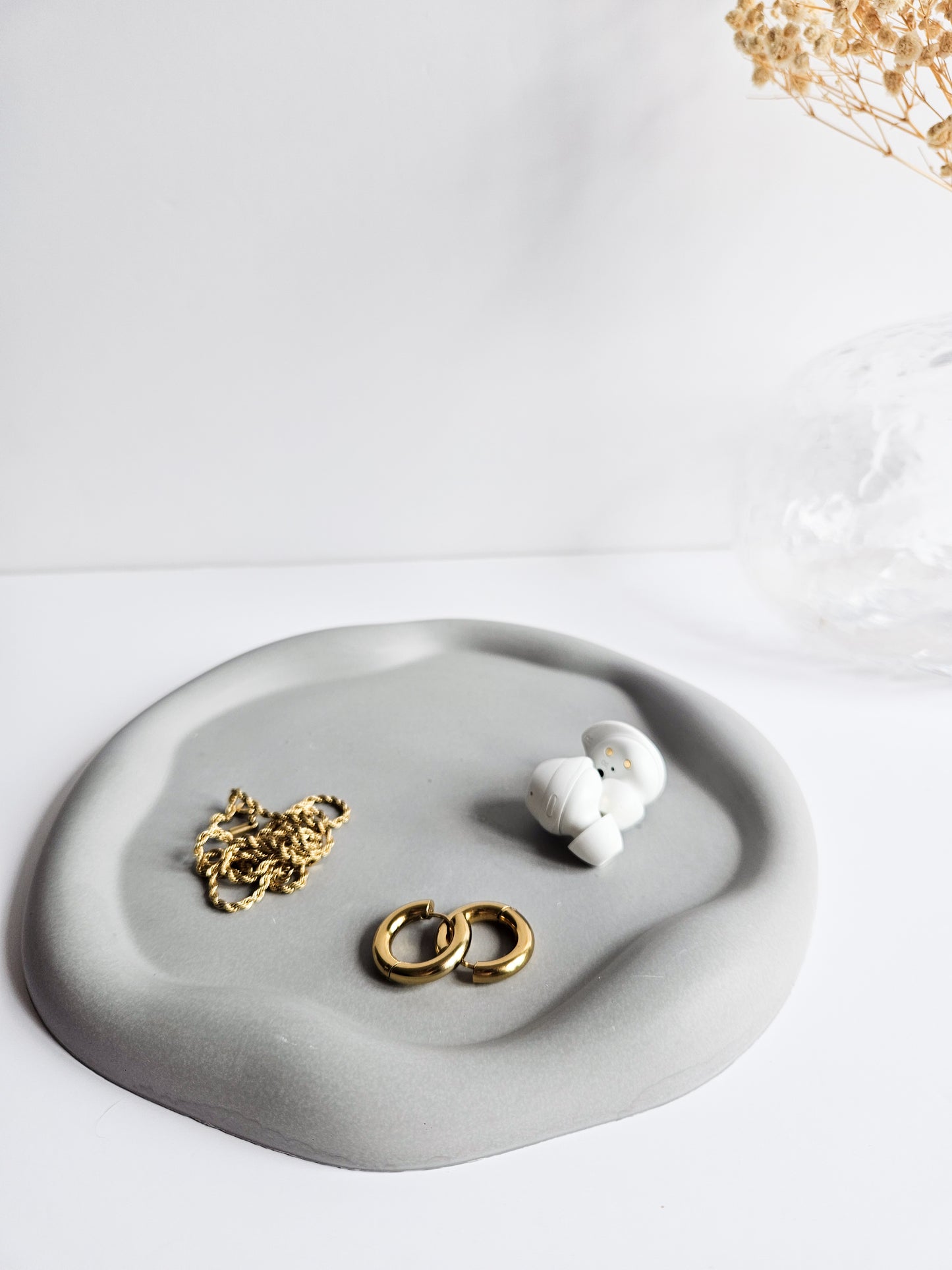YESOstudio Round Cloud Organising Tray