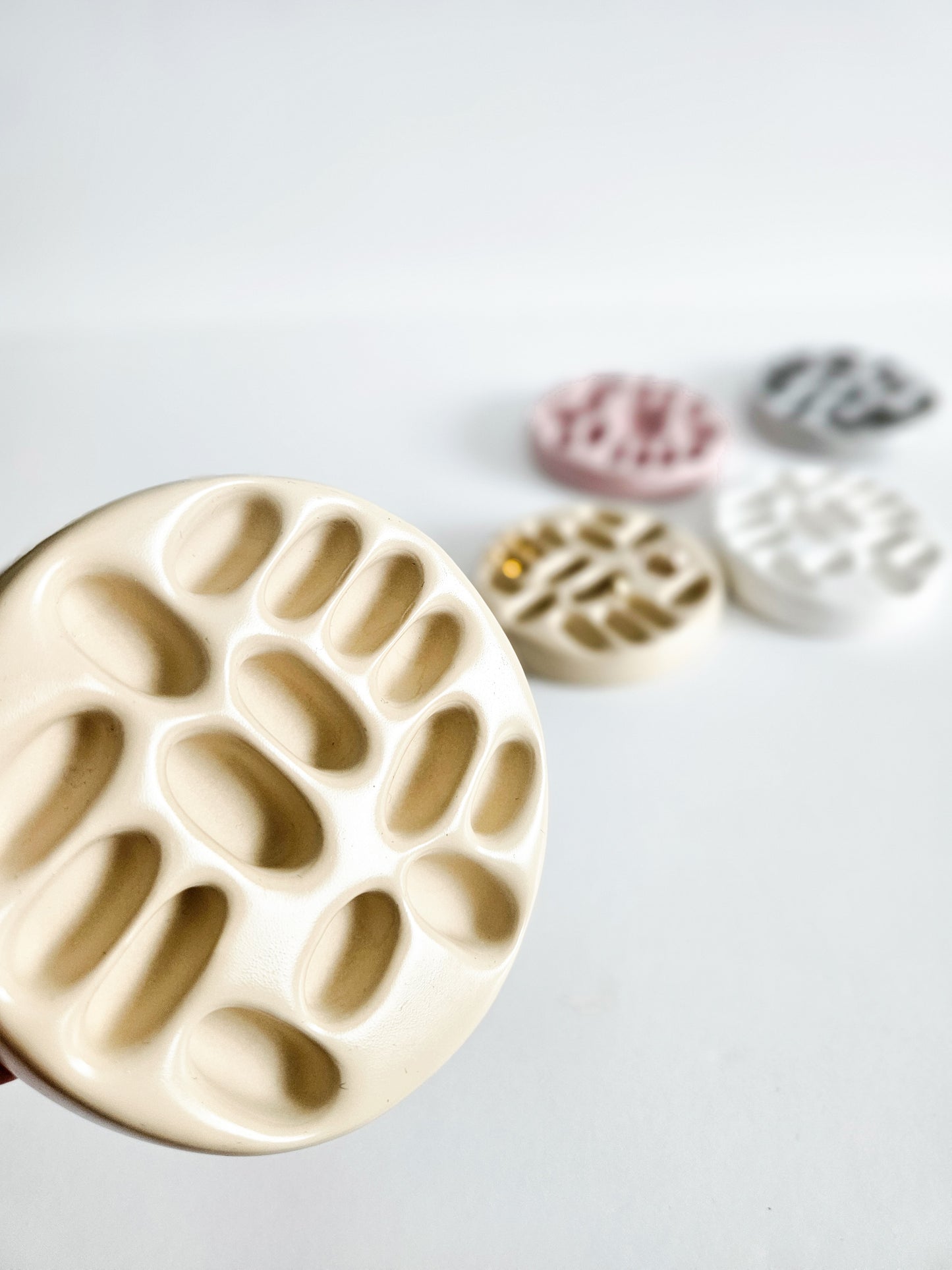 YESOstudio Minimalist Round Stone Organic Rings Dish