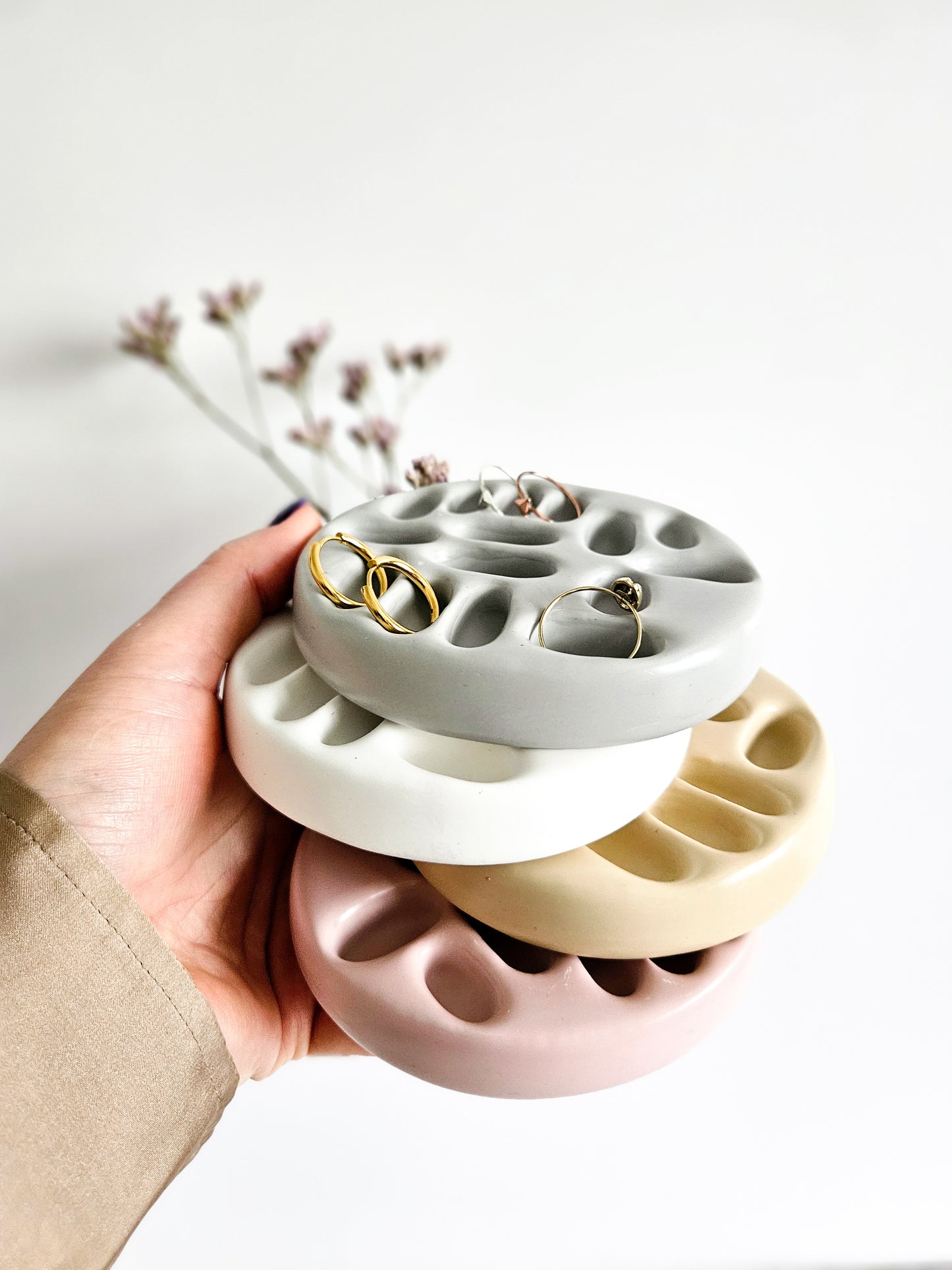 YESOstudio Minimalist Round Stone Rings Dish