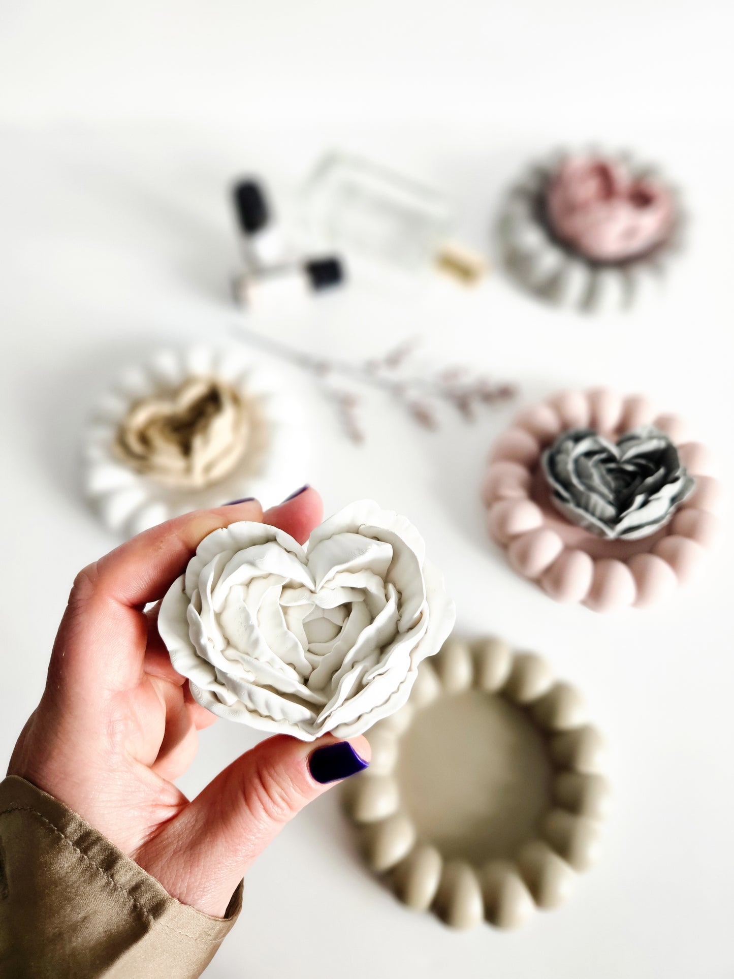 Heart-Shaped Rose Diffuser and Chunky Bubble Coaster Set