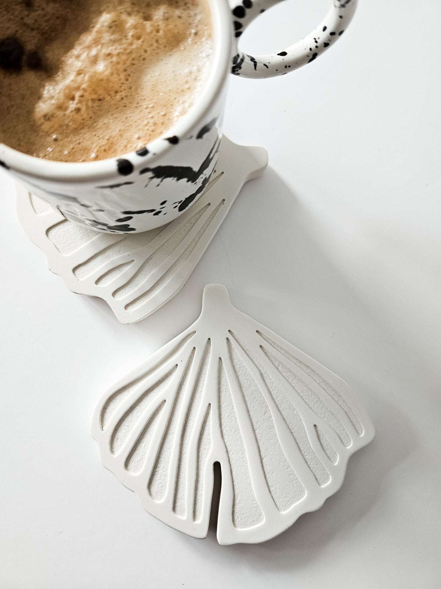 YESOstudio Ginkgo Biloba Leaf-Shaped Coasters