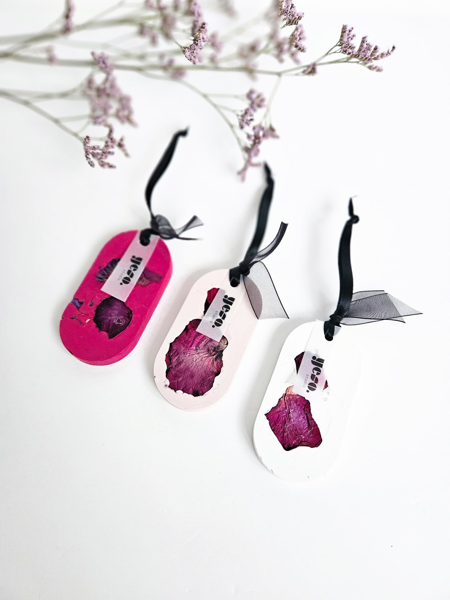 Rose Petals Aroma Stone Tag Diffusers