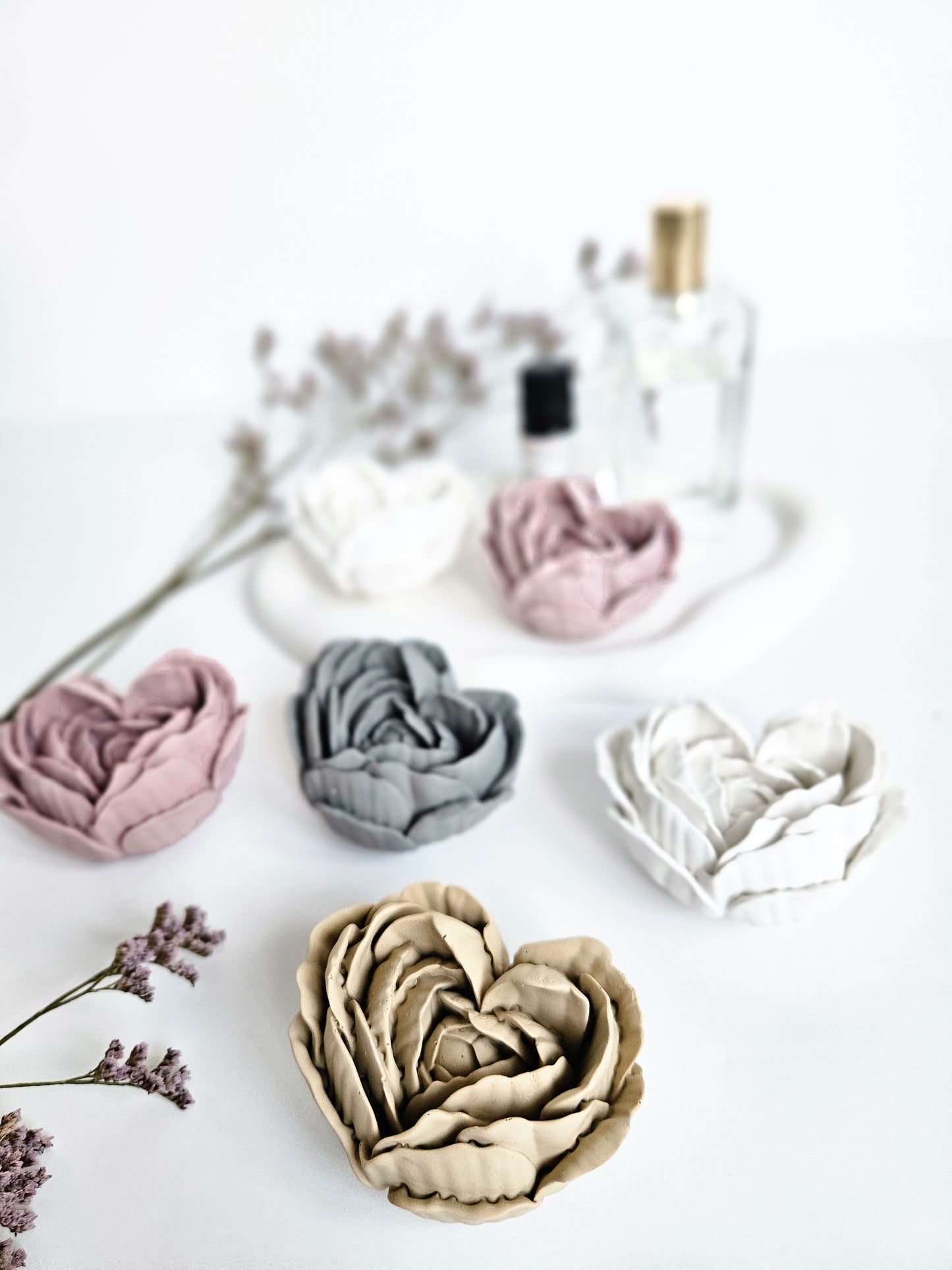 Heart-Shaped Flower Essential Oil Diffuser