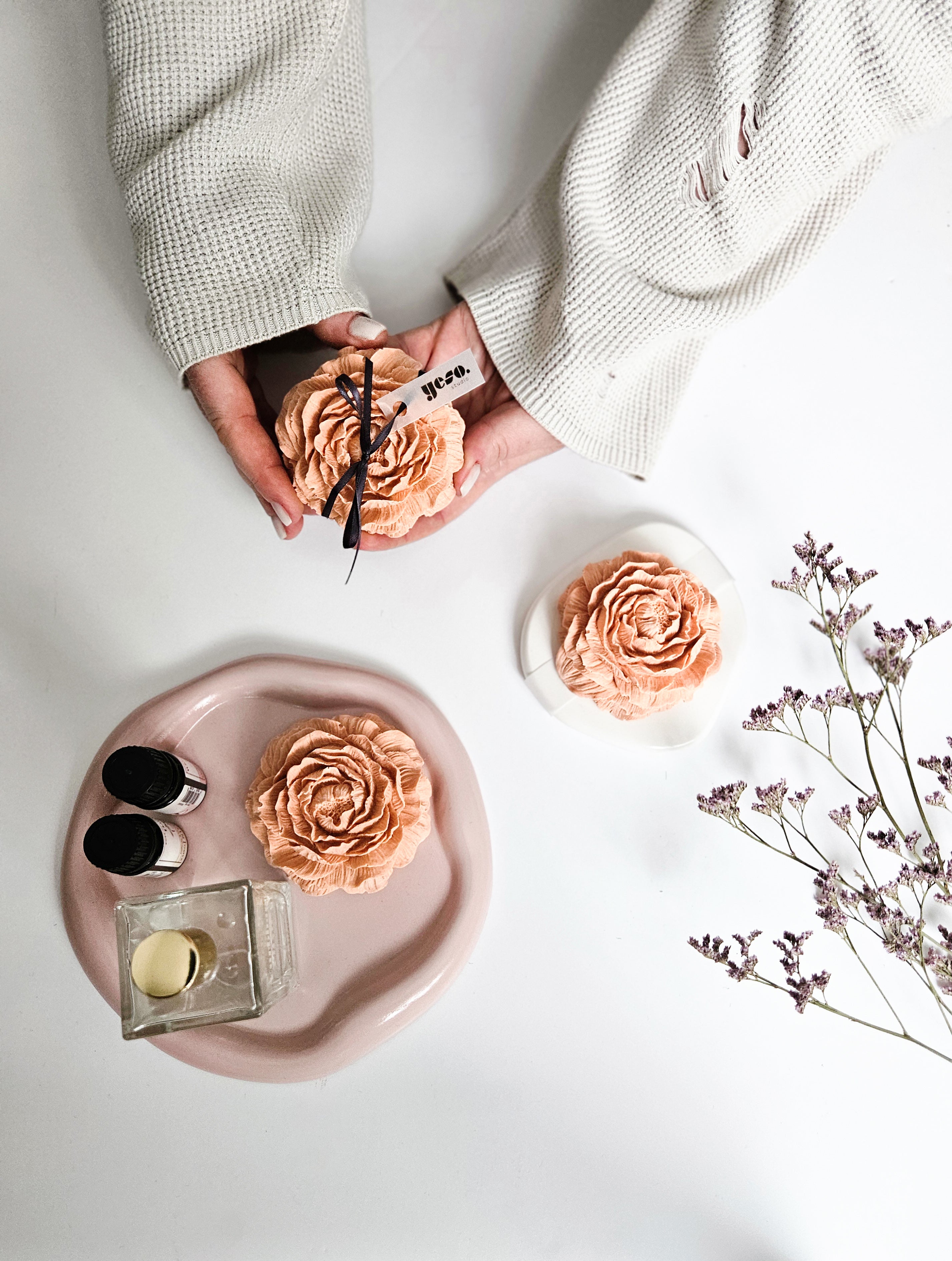 YESOstudio Peony Stone Diffuser – Handmade Essential Oil Diffuser