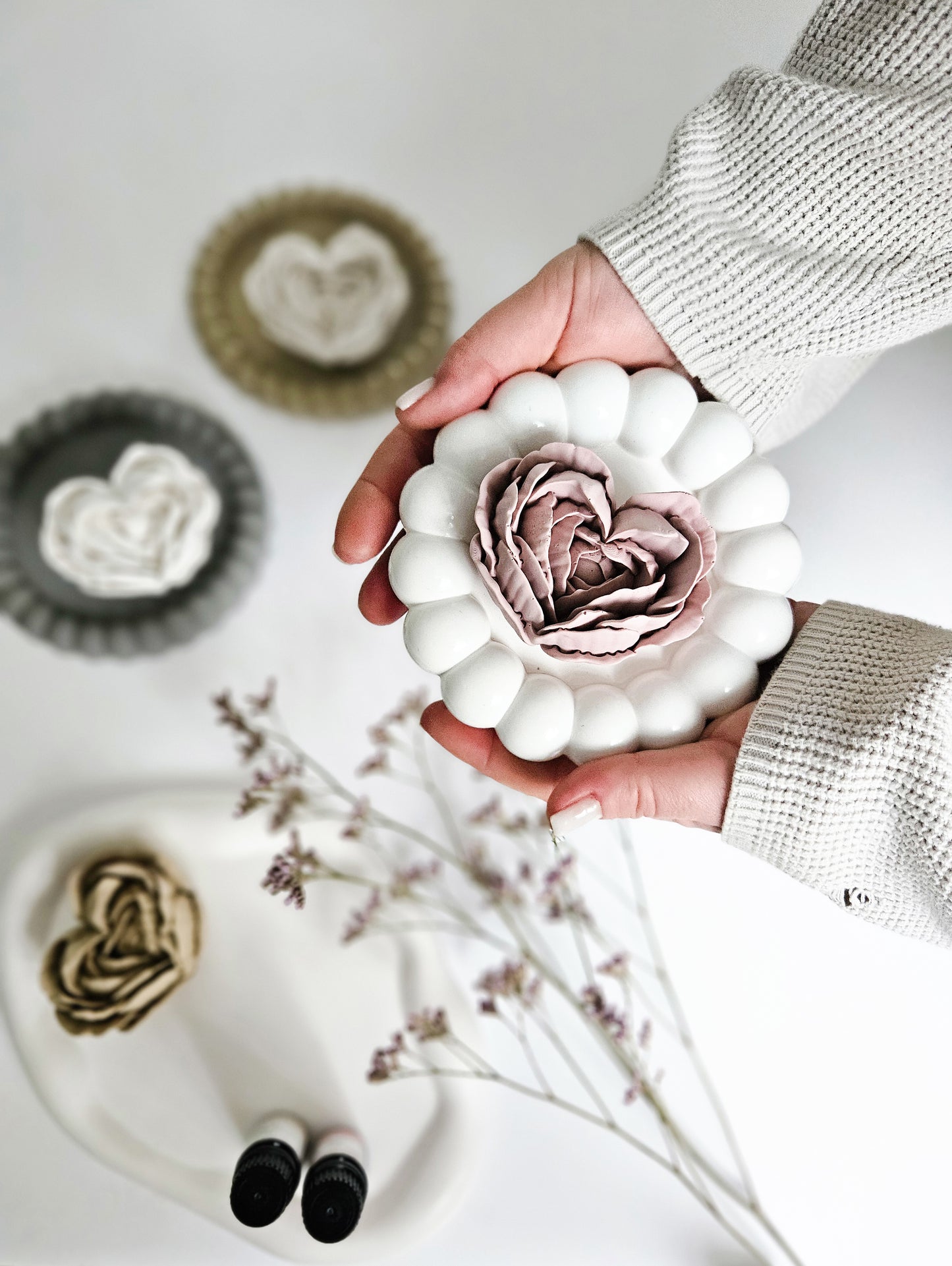 Heart-Shaped Rose Diffuser and Chunky Bubble Coaster Set