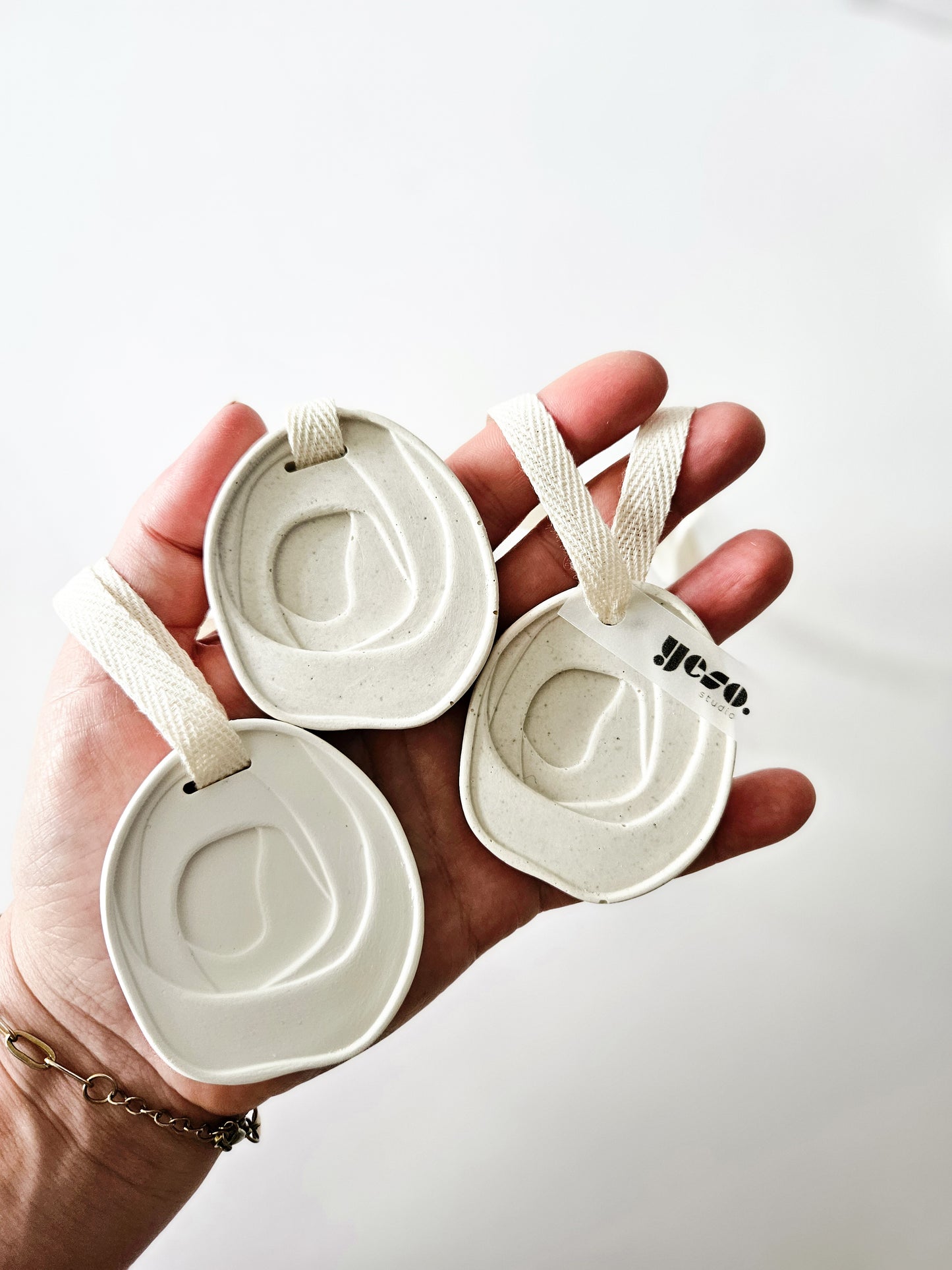 Swirl Aroma Stone Tag