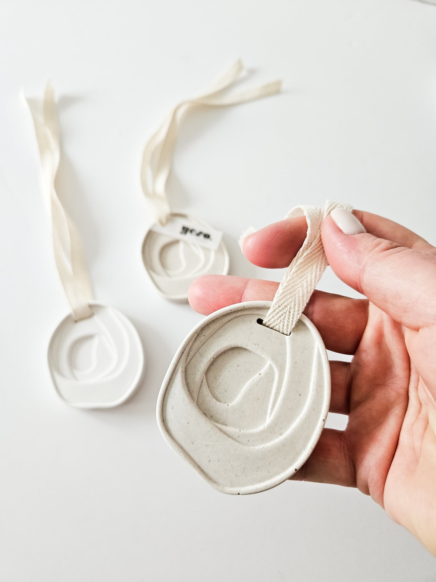Swirl Aroma Stone Tag