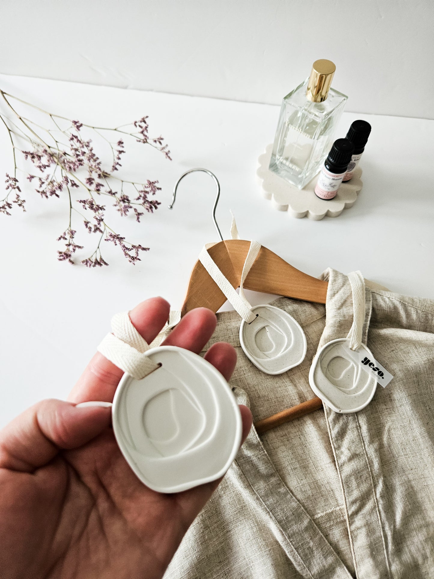 Swirl Aroma Stone Tag