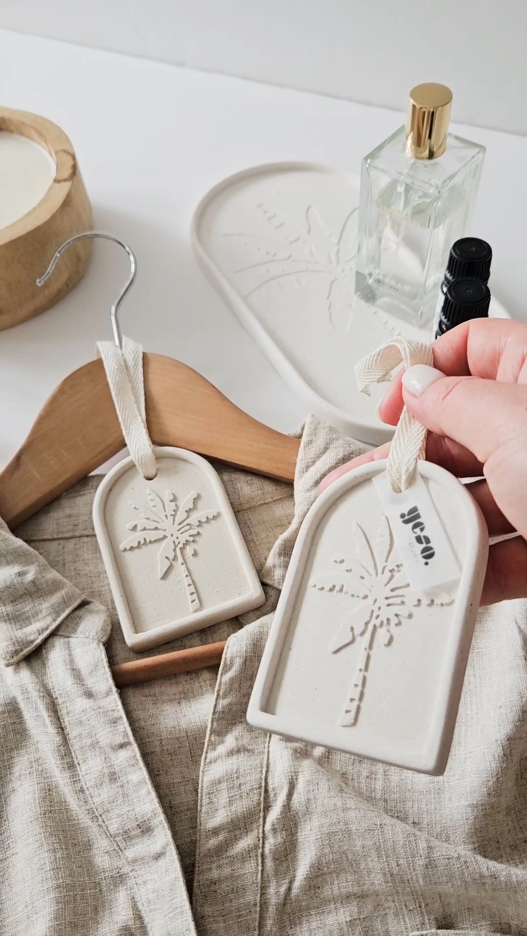 Tropical Palm Tree Aroma Stone Tag