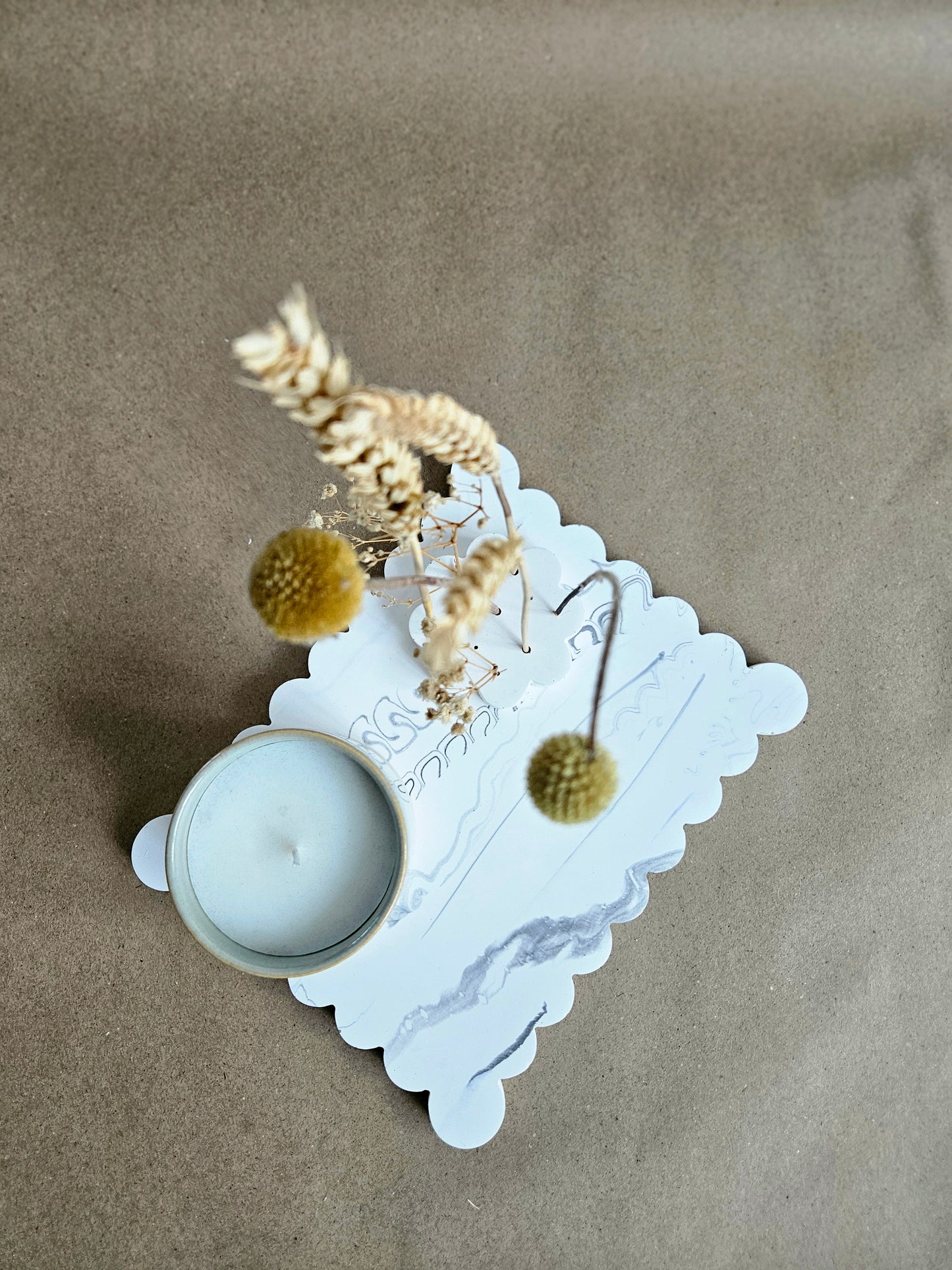 Large Scalloped Rectangular Tray – White with Grey Marble Effect 2