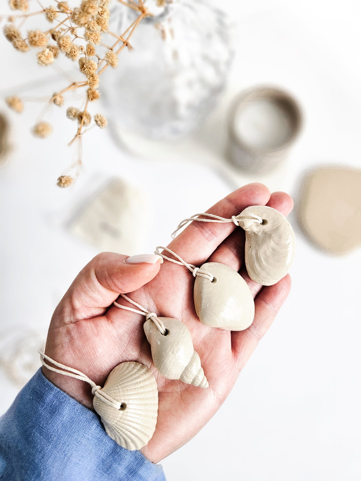 Seashell Necklace - Clam