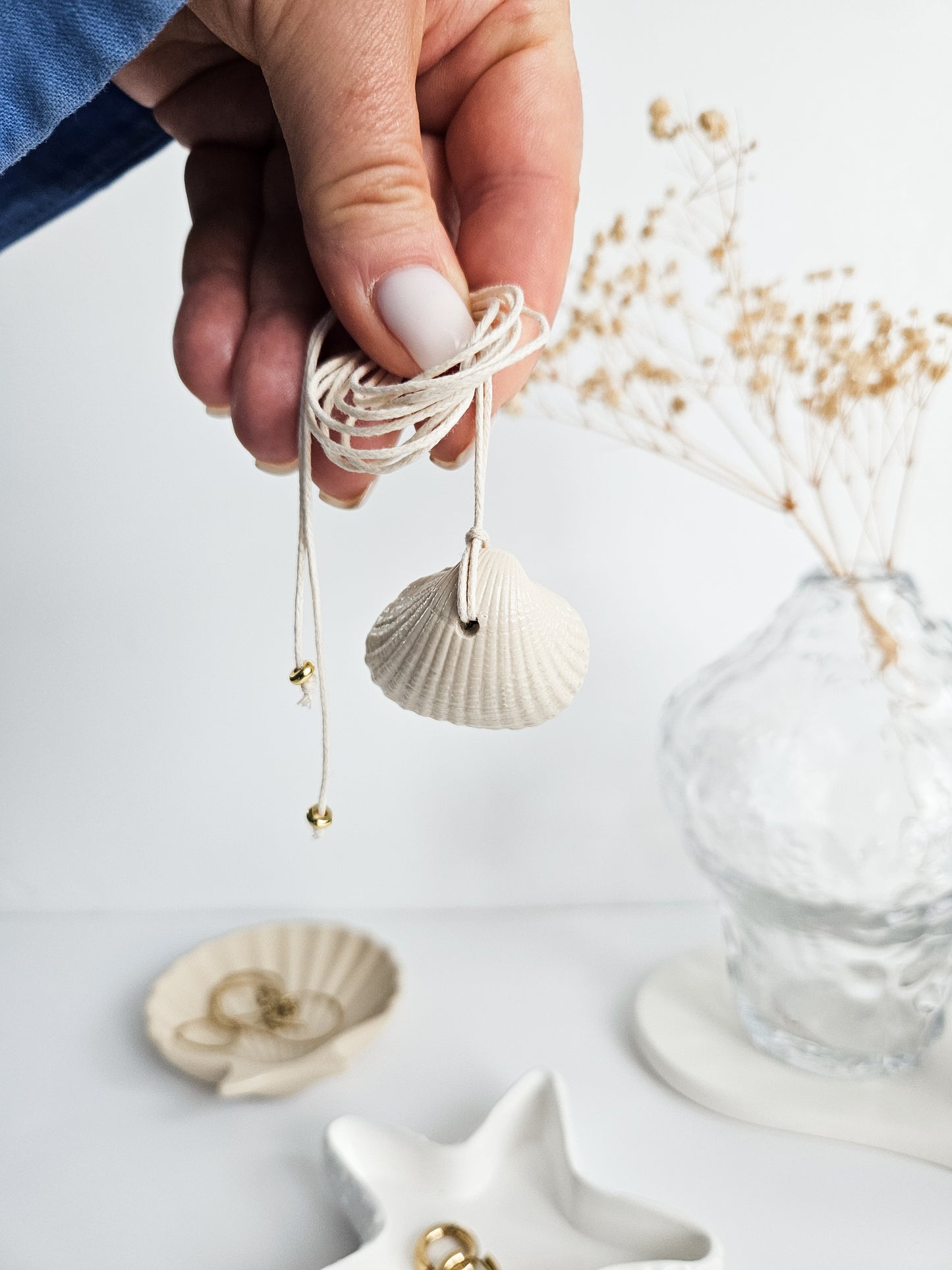 Seashell Necklace - Cockle