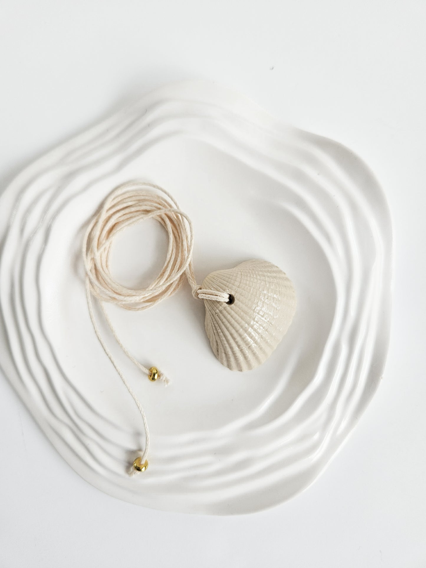 Seashell Necklace - Cockle