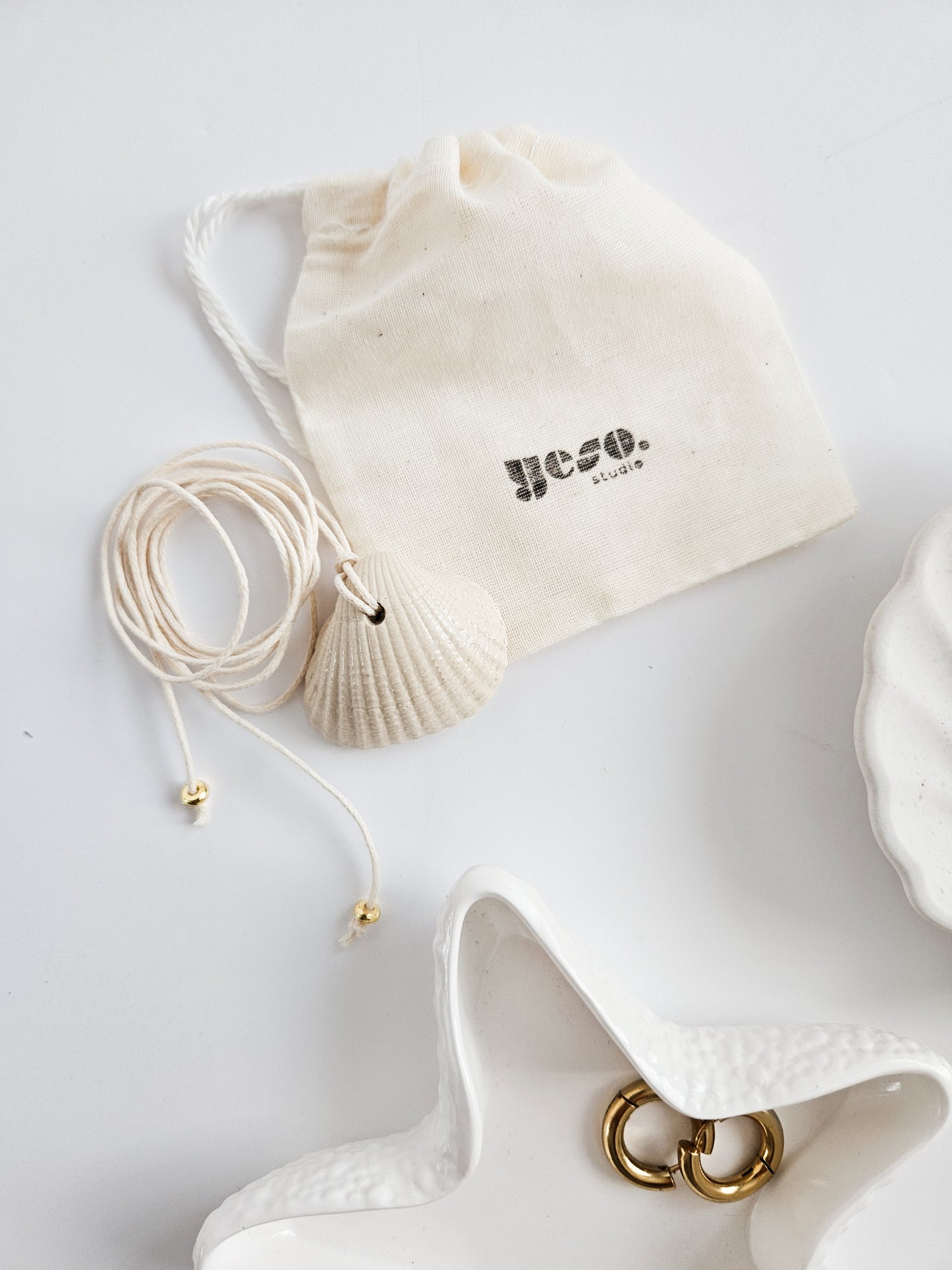 Seashell Necklace - Cockle