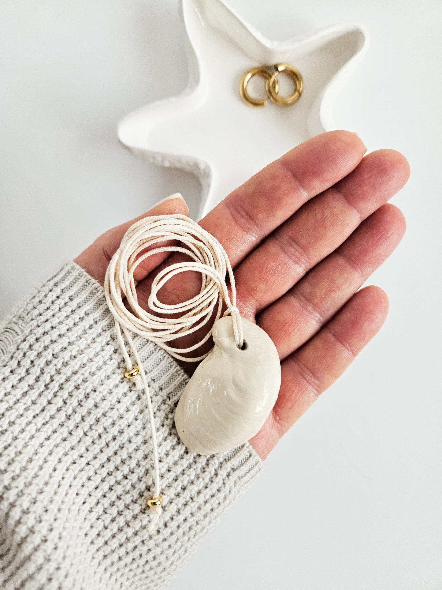Seashell Necklace - Oyster
