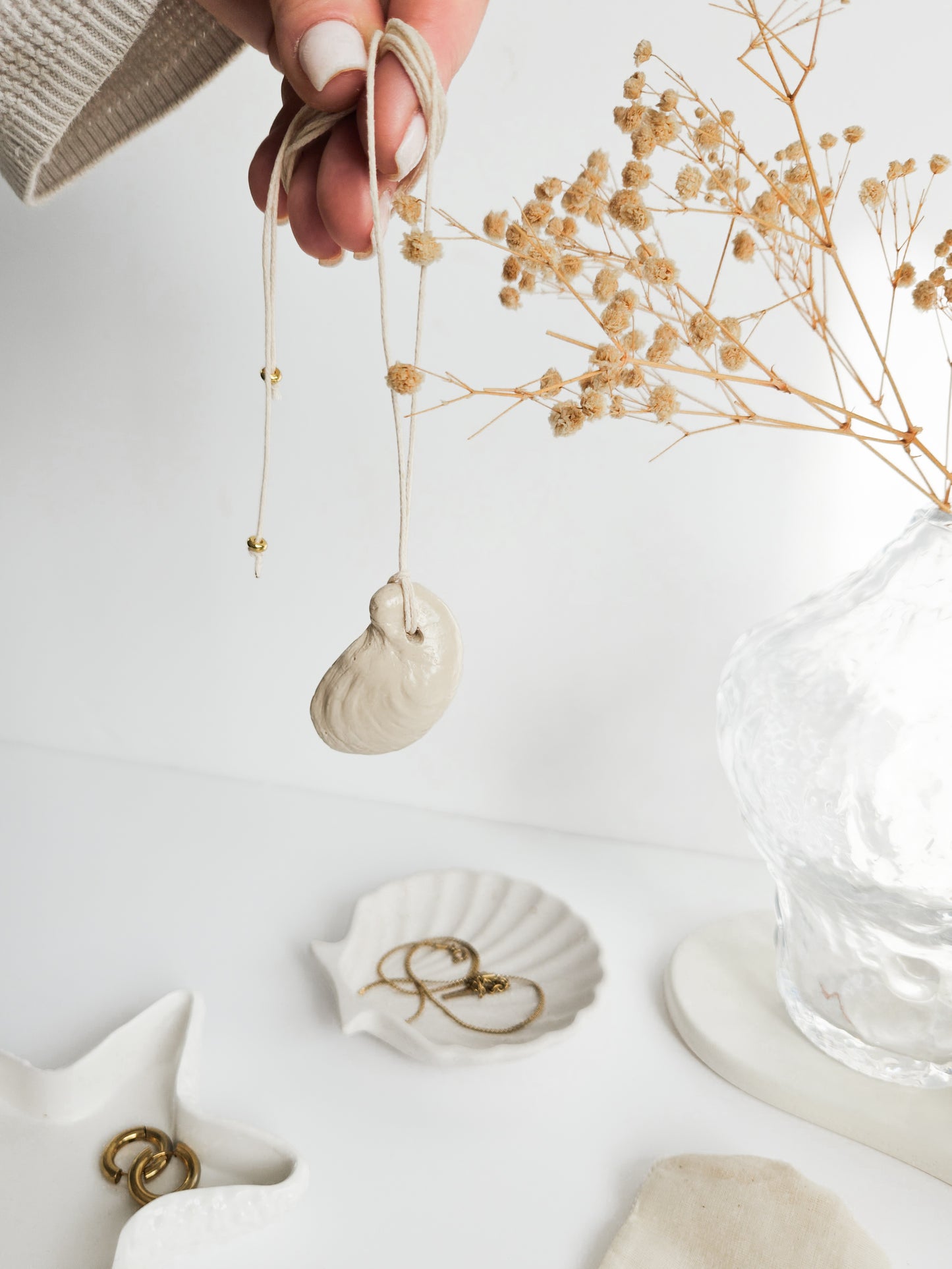 Seashell Necklace - Oyster