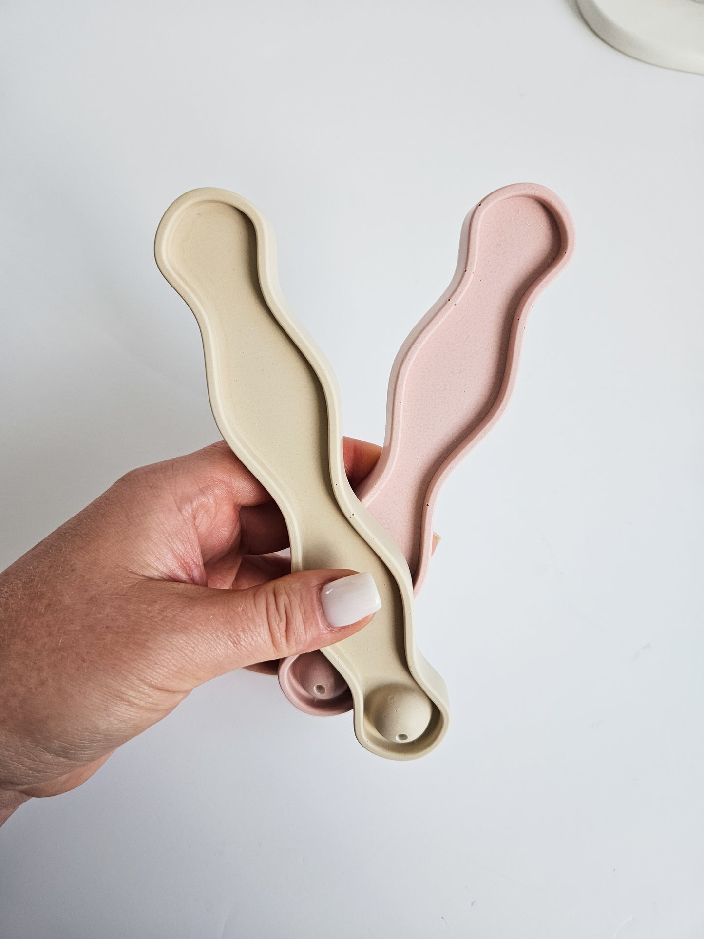 Wavy Incense Holder
