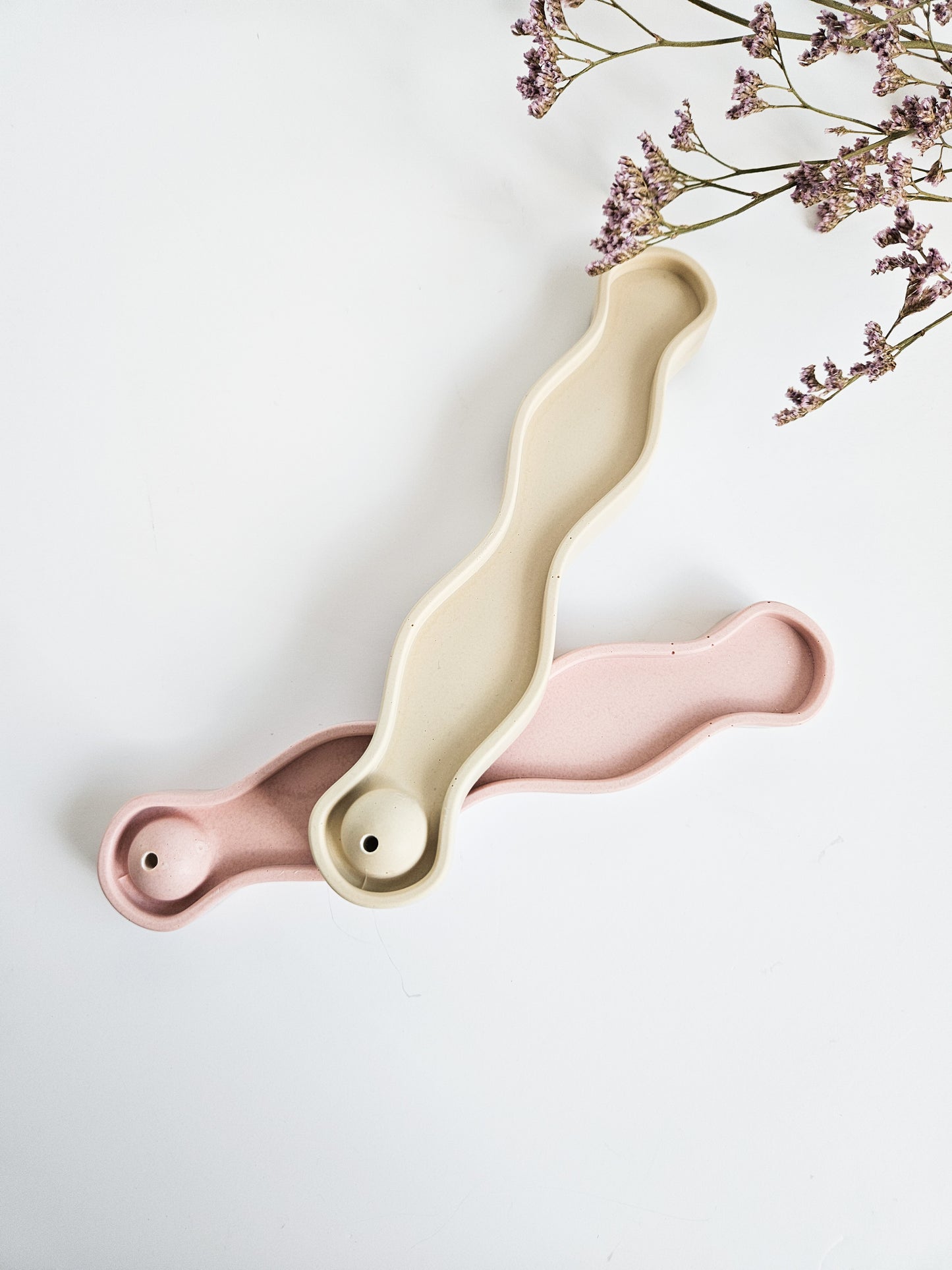 Wavy Incense Holder