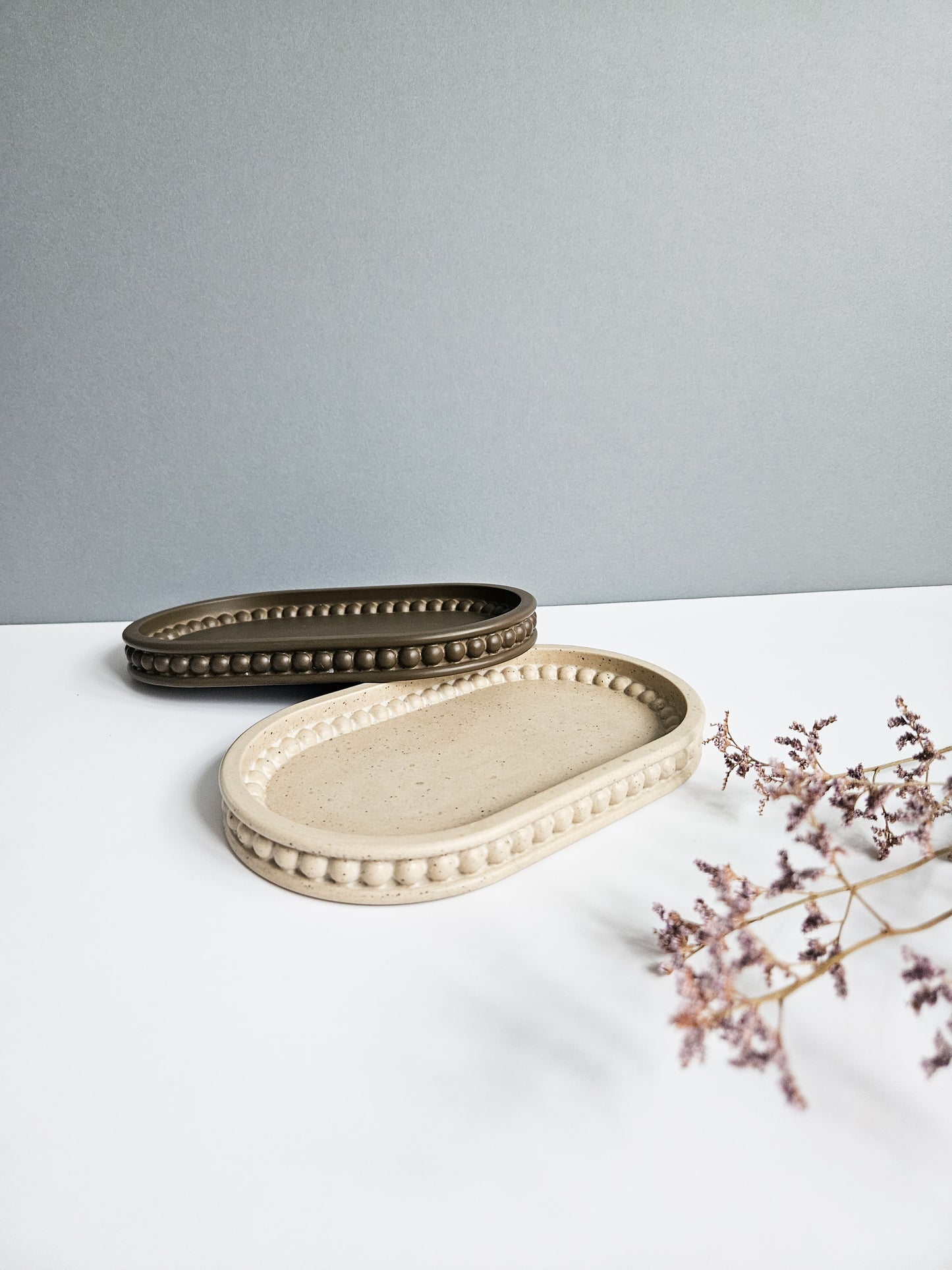 Oval Bobbin Beaded Tray Medium