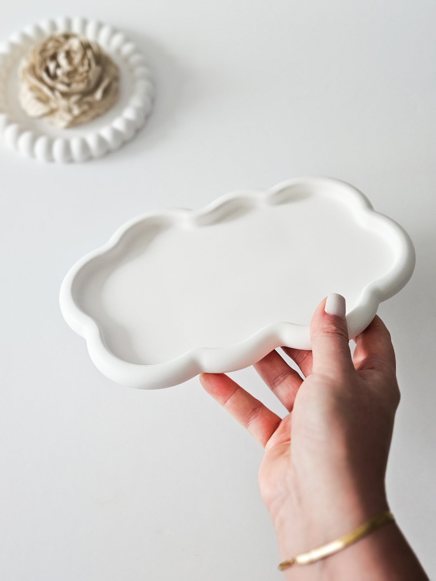 Irregular Oval Cloudy Stone Tray