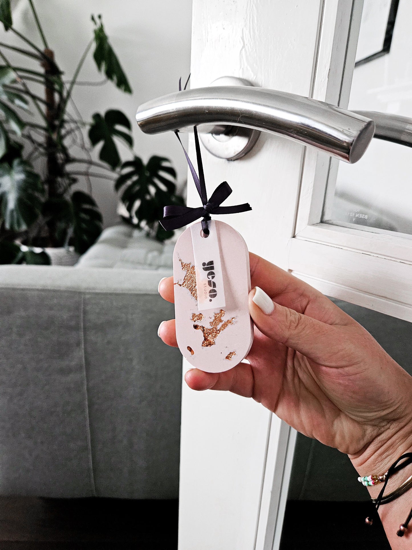 YESOstudio Handcrafted Pink Aroma Stone Tag Diffuser Gift
