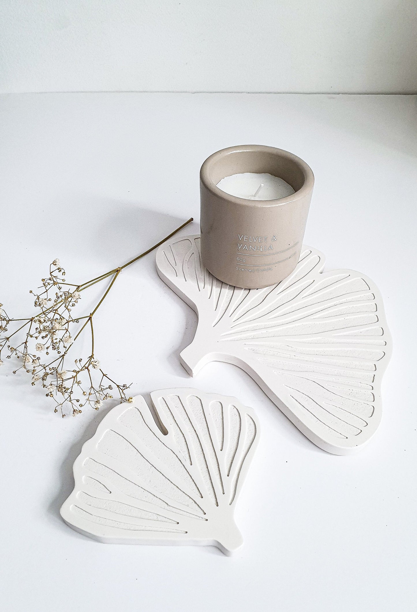 YESOstudio Ginkgo Biloba Leaf-Shaped Display Tray