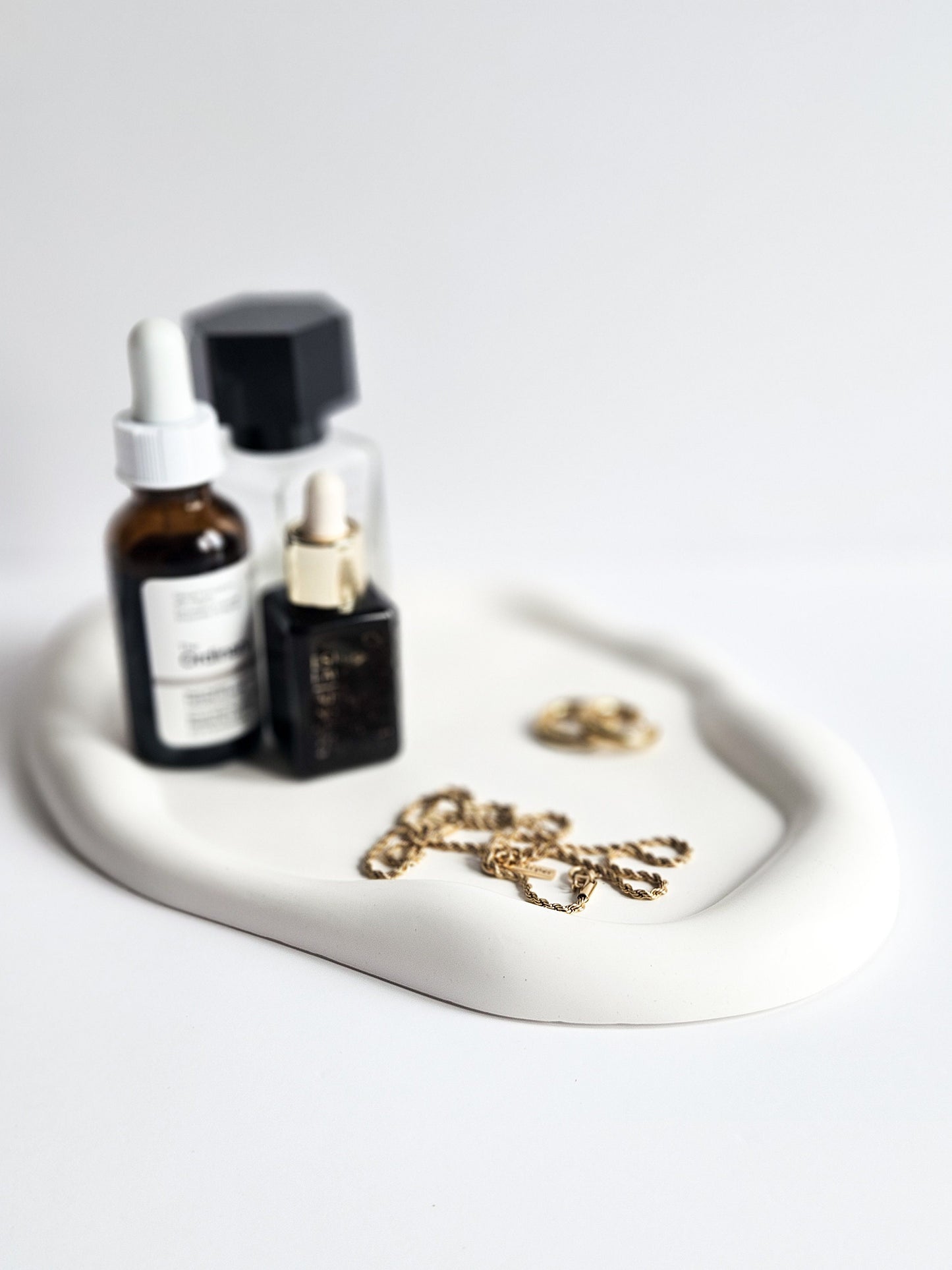 YESOstudio Oval Elegant Cloud Stone Tray