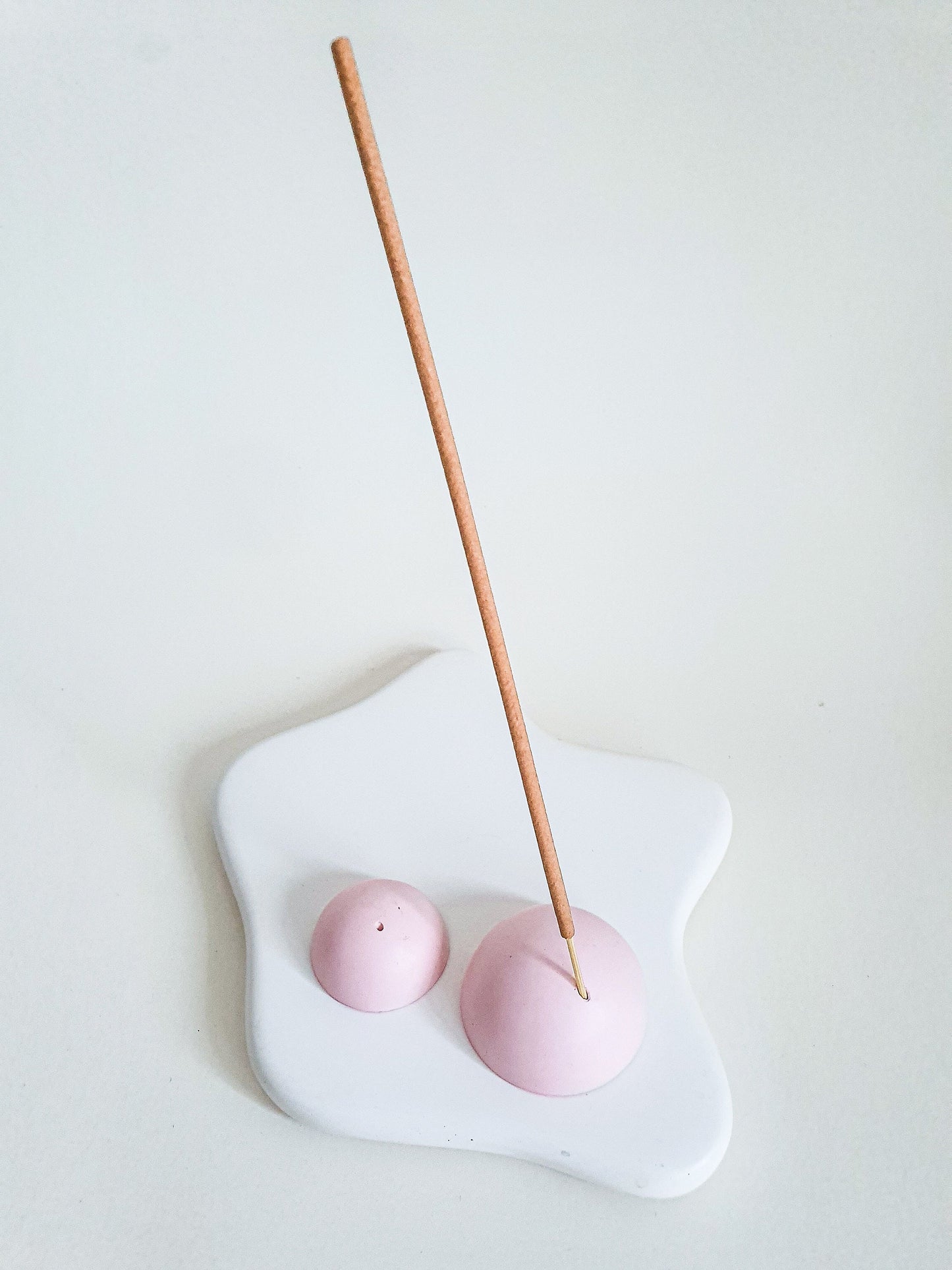 Hemisphere Incense Holder and Irregular Puddle-Shaped Coaster Set
