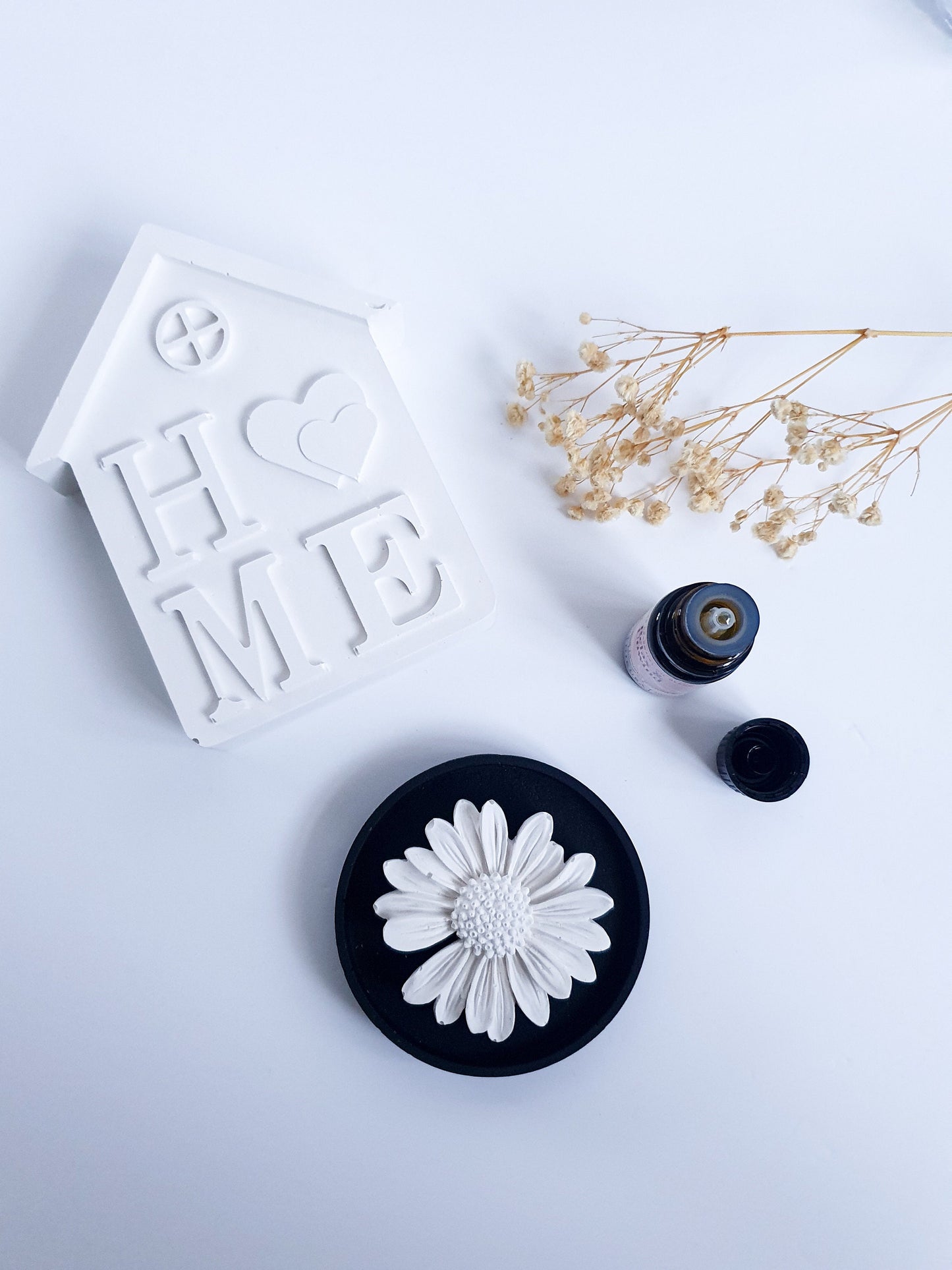 Daisy Essential Oil Diffuser