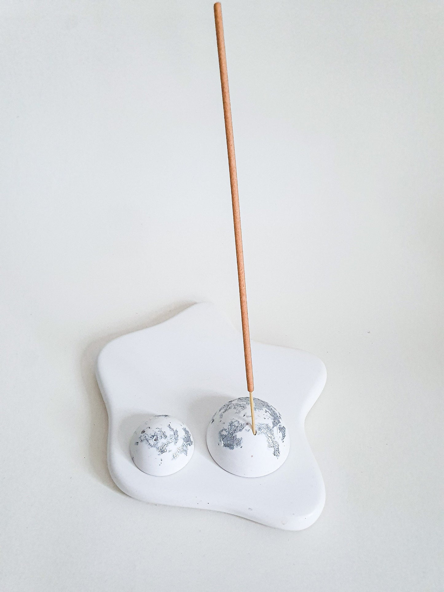 Hemisphere Incense Holder and Irregular Puddle-Shaped Coaster Set