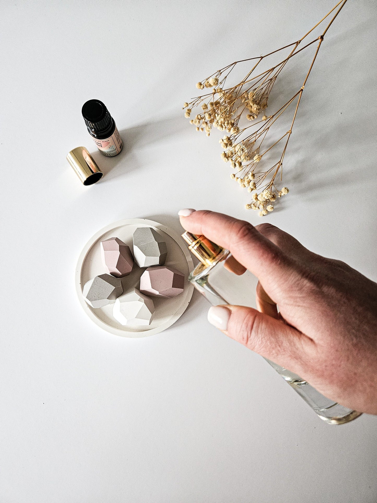 Geometric Stones Essential Oil Diffuser Set