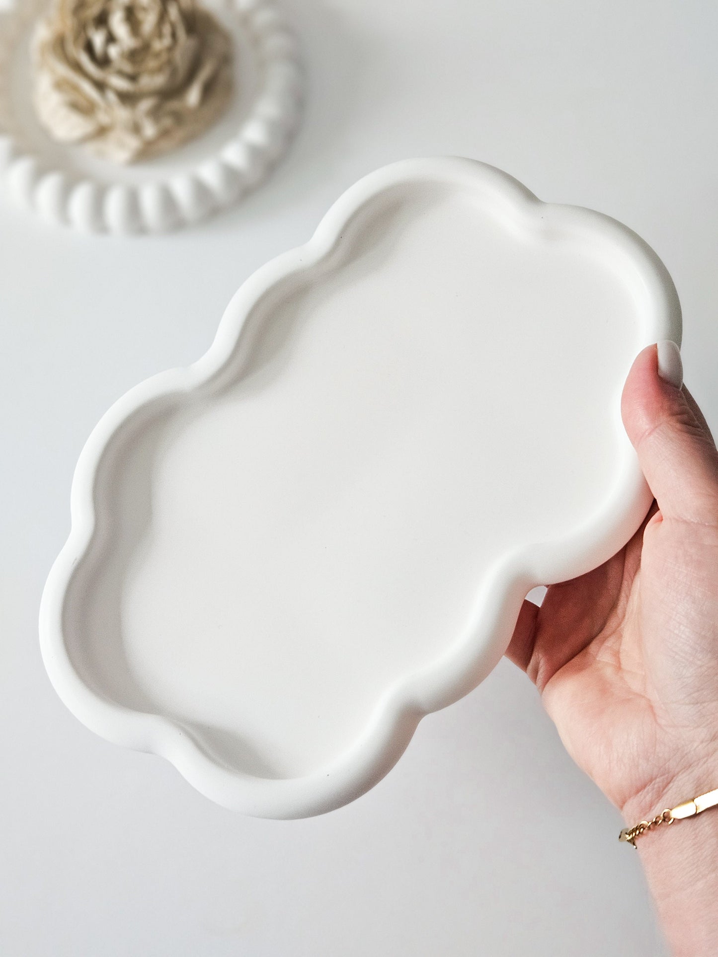 Irregular Oval Cloudy Stone Tray