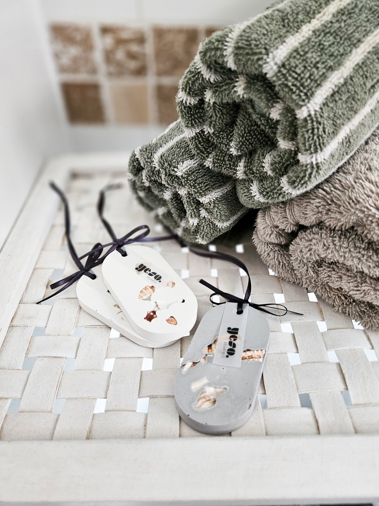 YESOstudio Sea Shells Aroma Stone Tag Diffusers