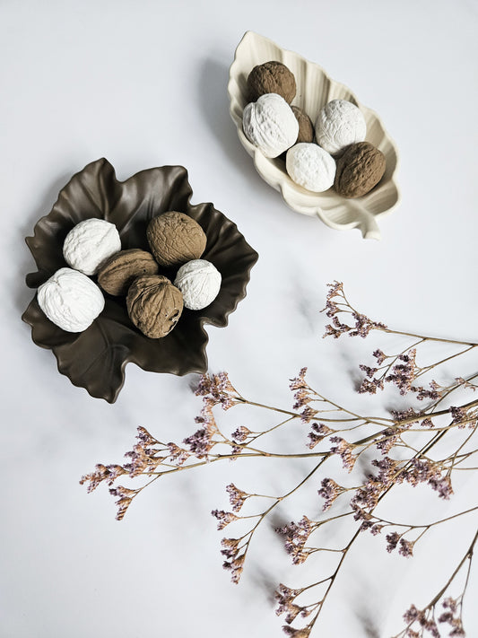 5 Autumn Essential Oil Blends to Transform Your Space & Support Cosy Self-Care Rituals